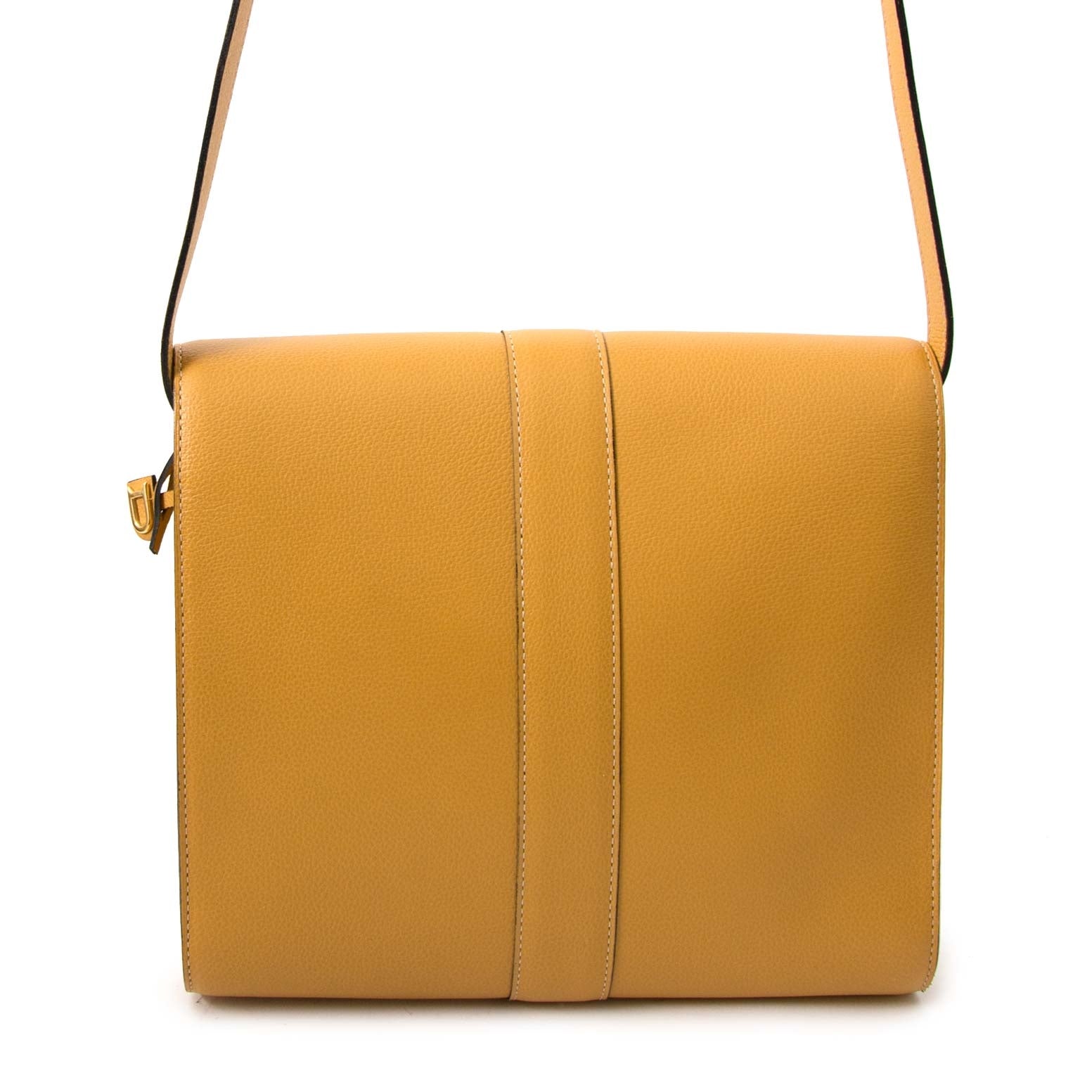 Achète des sacs de Delvaux à Labellov vintage webshop de mode