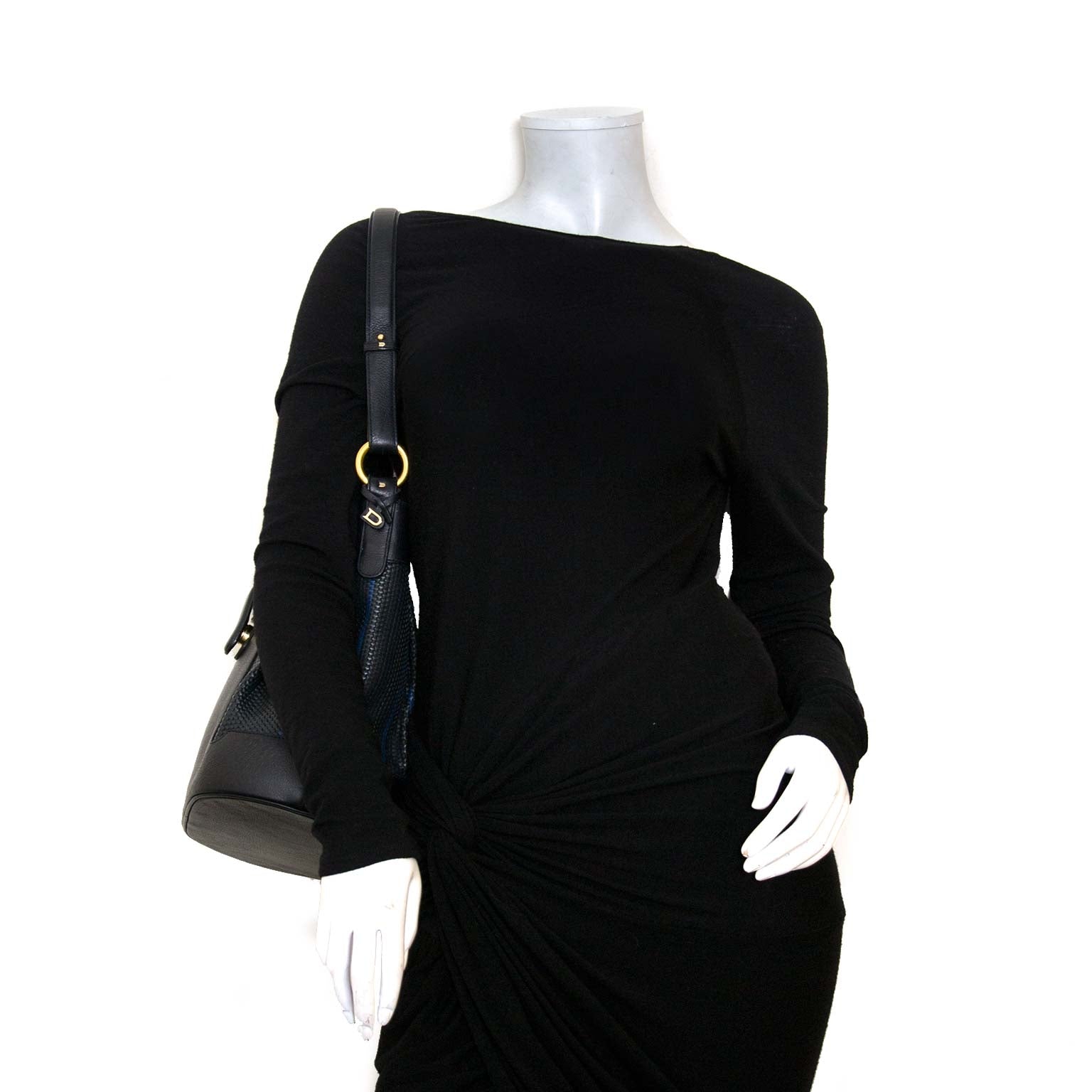 shop safe online your secondhand Delvaux Black And Blue Toile De Cuire Shoulder Bag