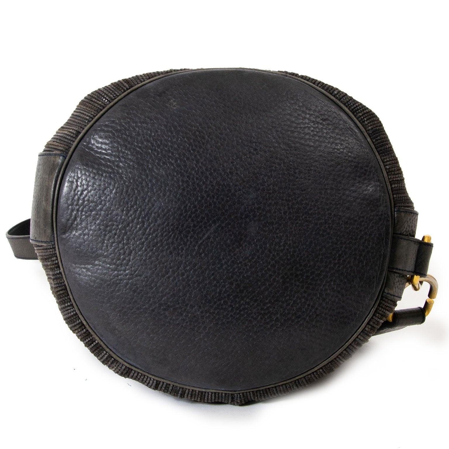 delvaux toile de cuir bucket bag now for sale at labellov vintage fashion webshop belgium