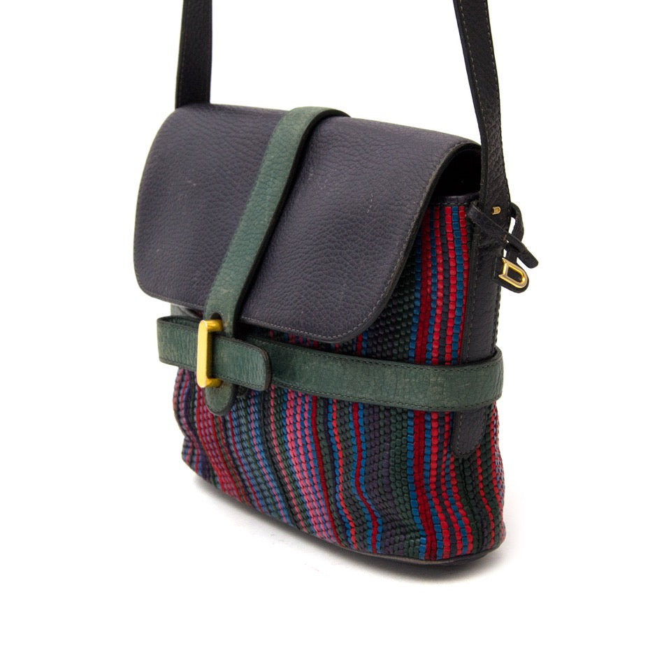 Op zoek naar een Delvaux Simplissime City Toile Cross Body? Koop deze bij Labellov
