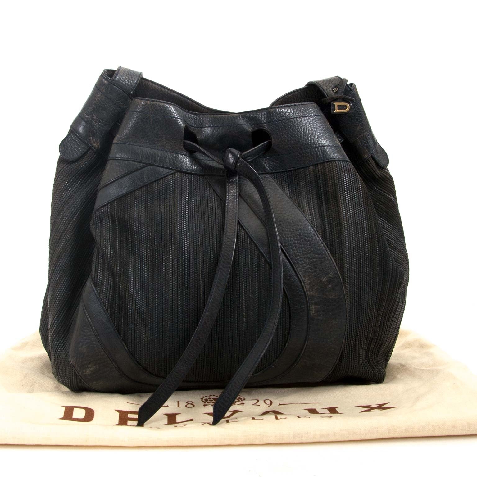 achète des sacs authéntiques et seconde-à-main de delvaux toile de cuir bleu ombre sac à labellov vintage webshop de mode belgique