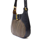 Authentic vintage delvaux toile de cuir cross body bag for the right price at labellov, Antwerp, worldwide shipping.