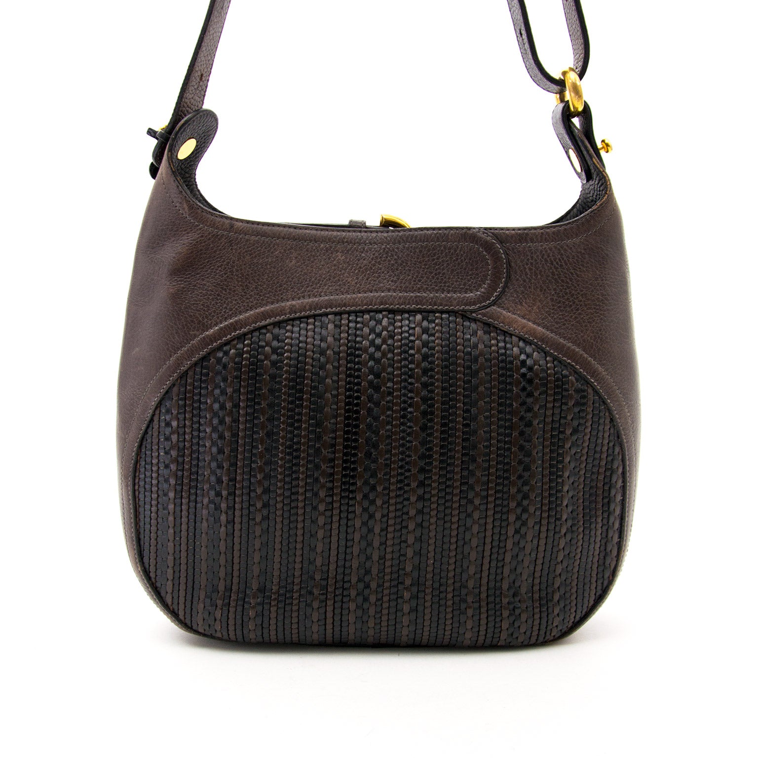 Koop en verkoop uw Delvaux tassen op labellov.com. veilig online shoppen op labellov.com
