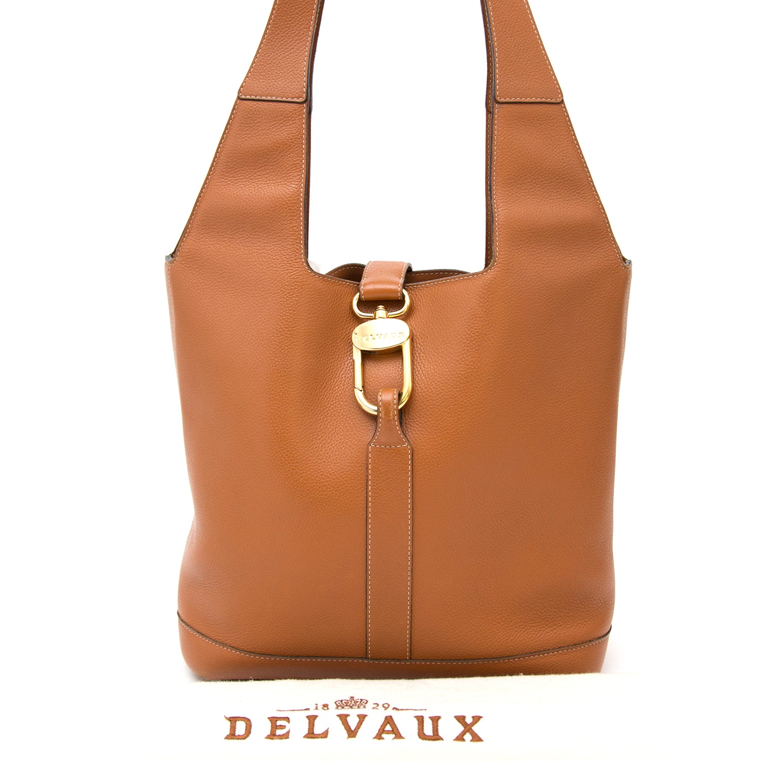 Vintage Delvaux camel shoulder bag for the best price at Labellov webshop. Safe and secure online shopping with 100% authenticity. Vintage Delvaux camel sac à epaule pour le meilleur prix.