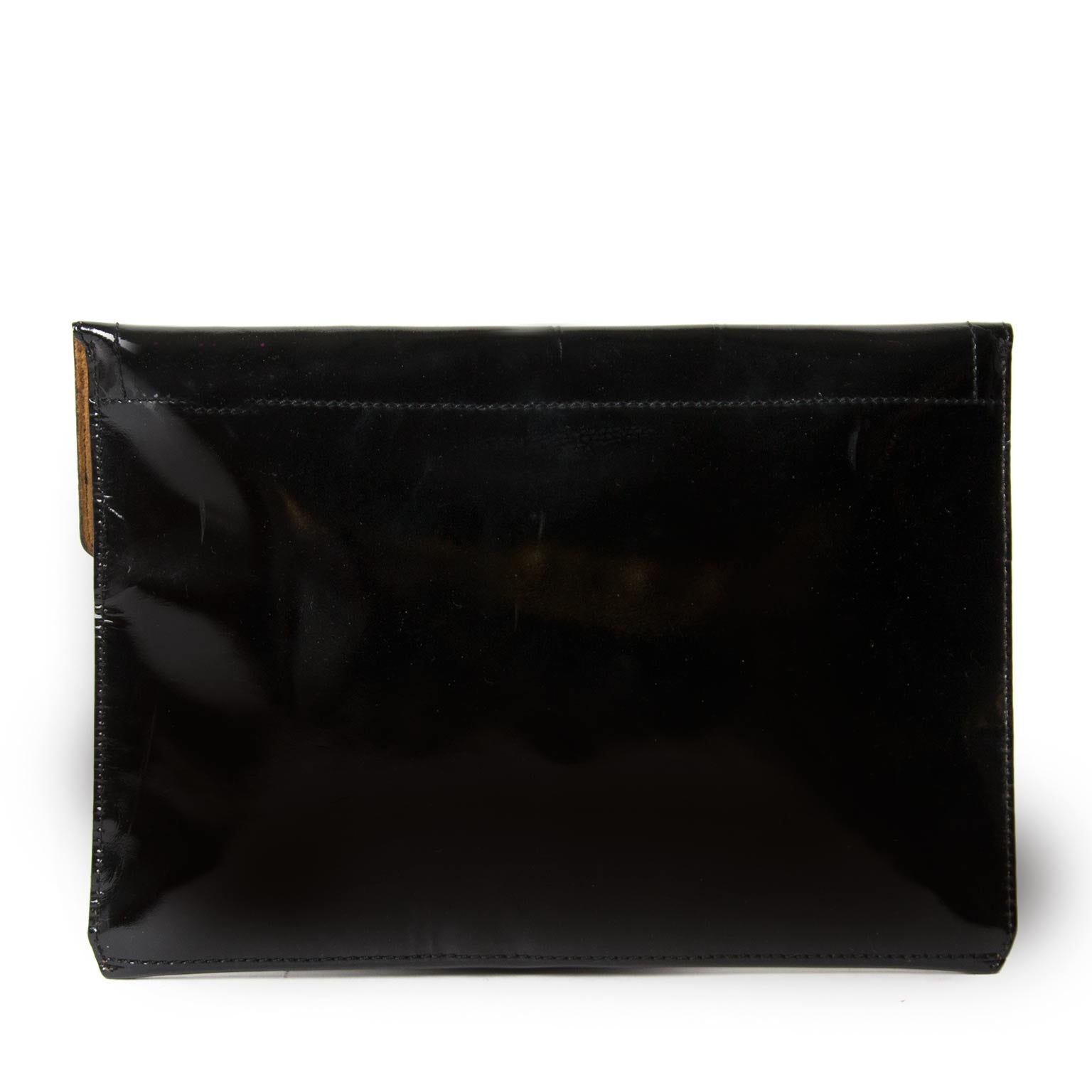 delvaux patent black envelope pochette now for sale at labellov vintage fashion webshop belgium
