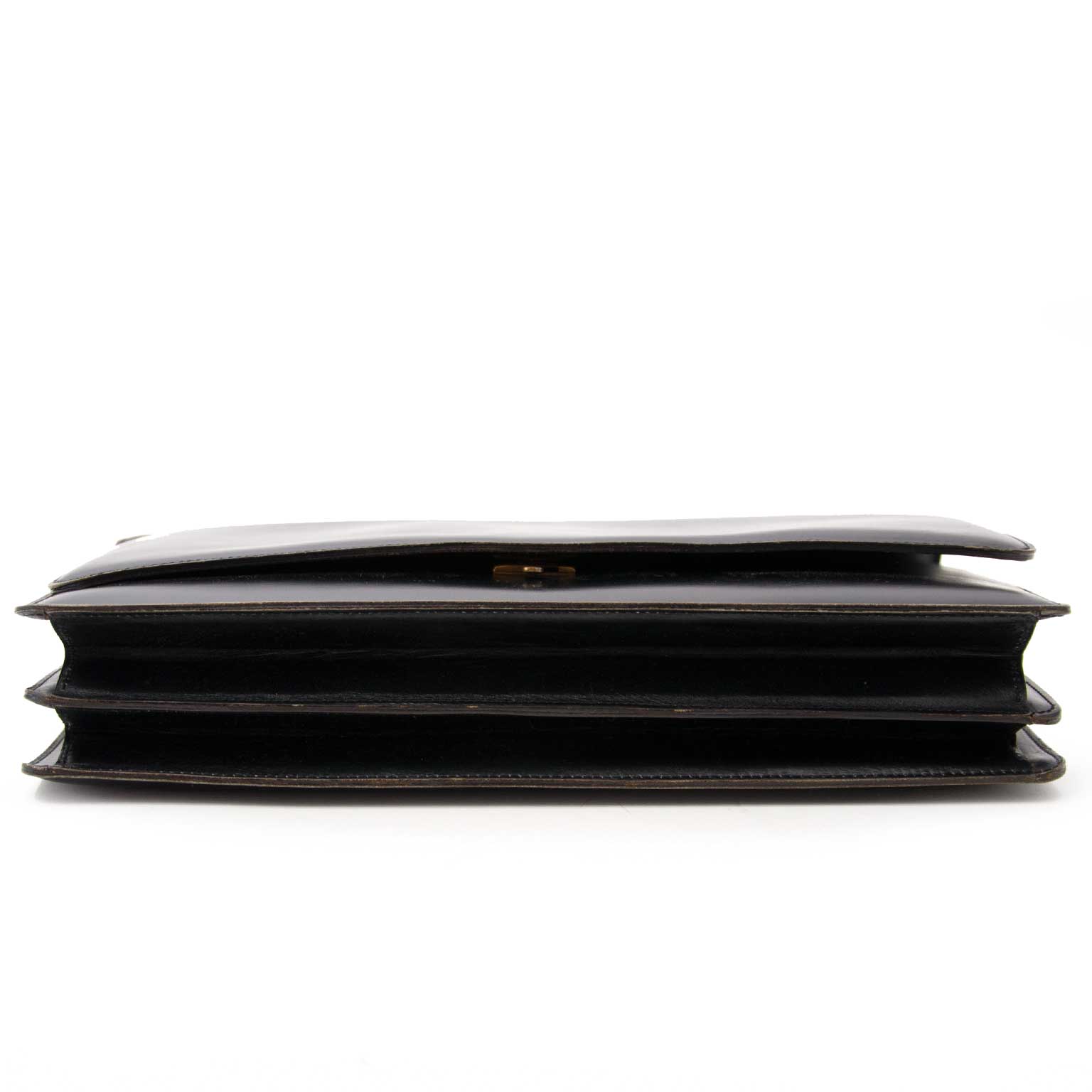 skip the waitinglist and get your hands on this Delvaux Vintage Black Shoulderbag