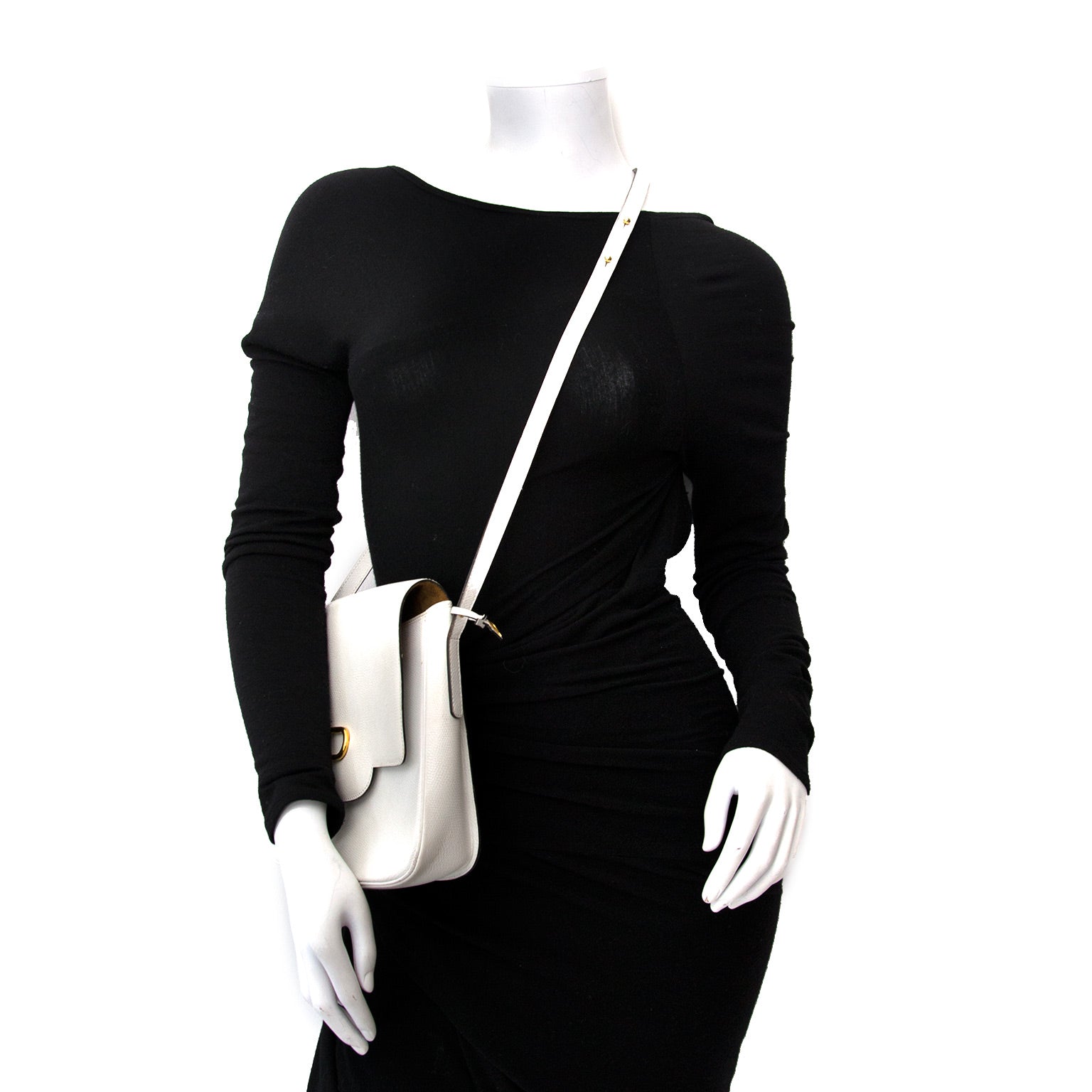 koop veilig online aan de beste prijs jou tweedehands Delvaux White Leather Crossbody Bag