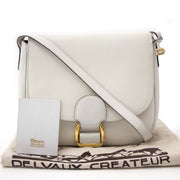 Delvaux White Pebbled Leather Shoulder Bag te koop bij Labellov