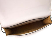 Delvaux White Leather Square Flap Bag Buy authentic designer Delvaux secondhand bags at Labellov at the best price. Safe and secure shopping. Koop tweedehands authentieke Delvaux tassen bij designer webwinkel labellov.