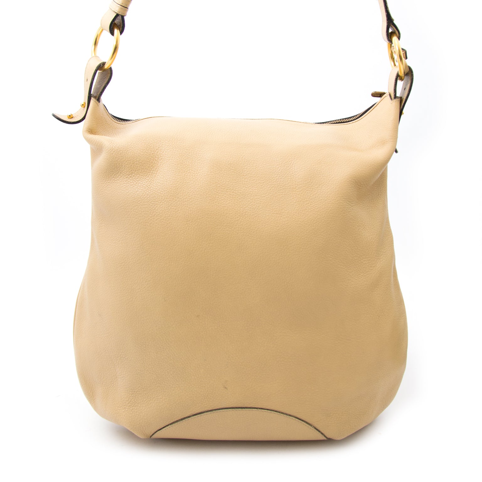Buy and sell your preloved designer bags for the best rates online at Labellov luxury