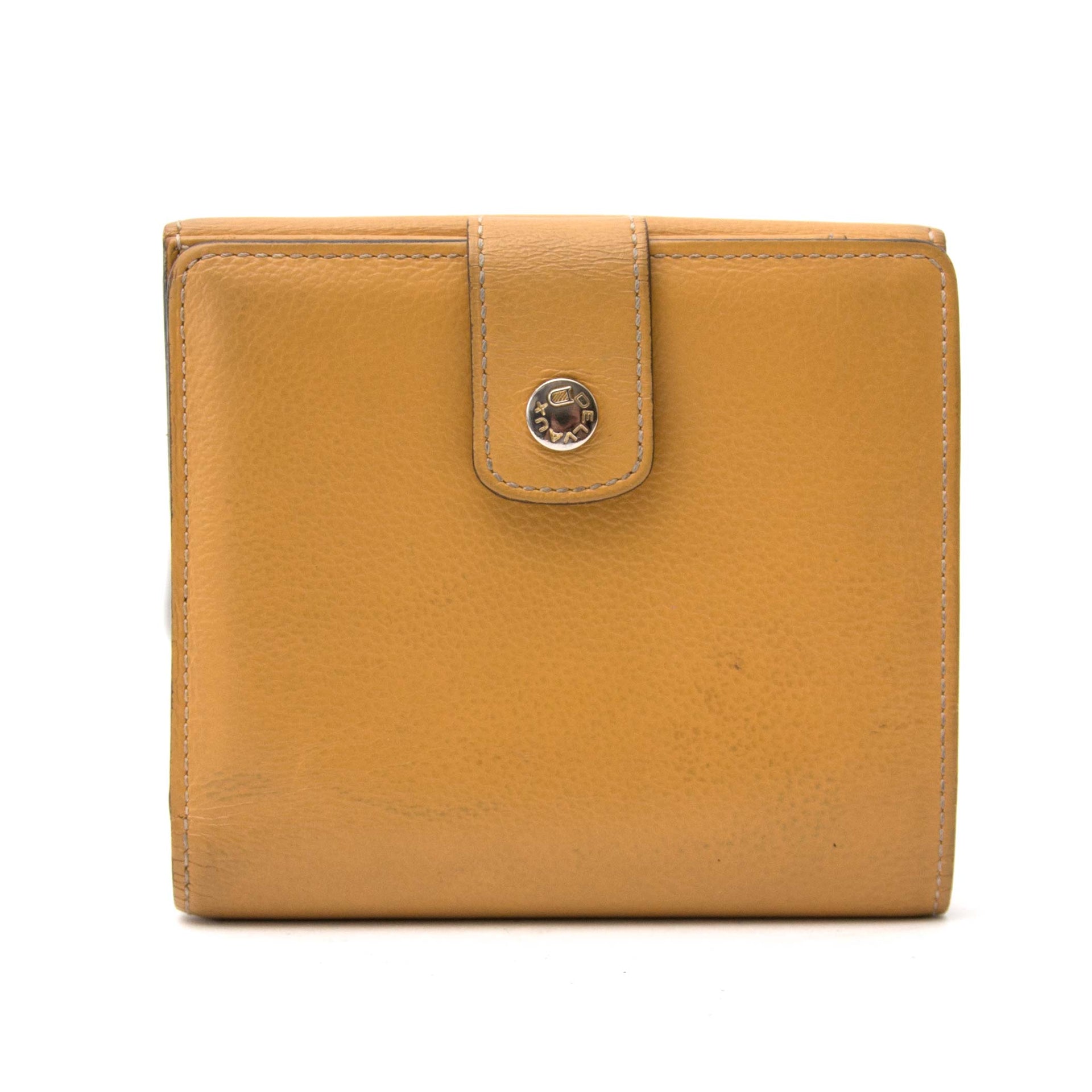achetez enligne secondmain Delvaux Dark Yellow Wallet chez labellov.com