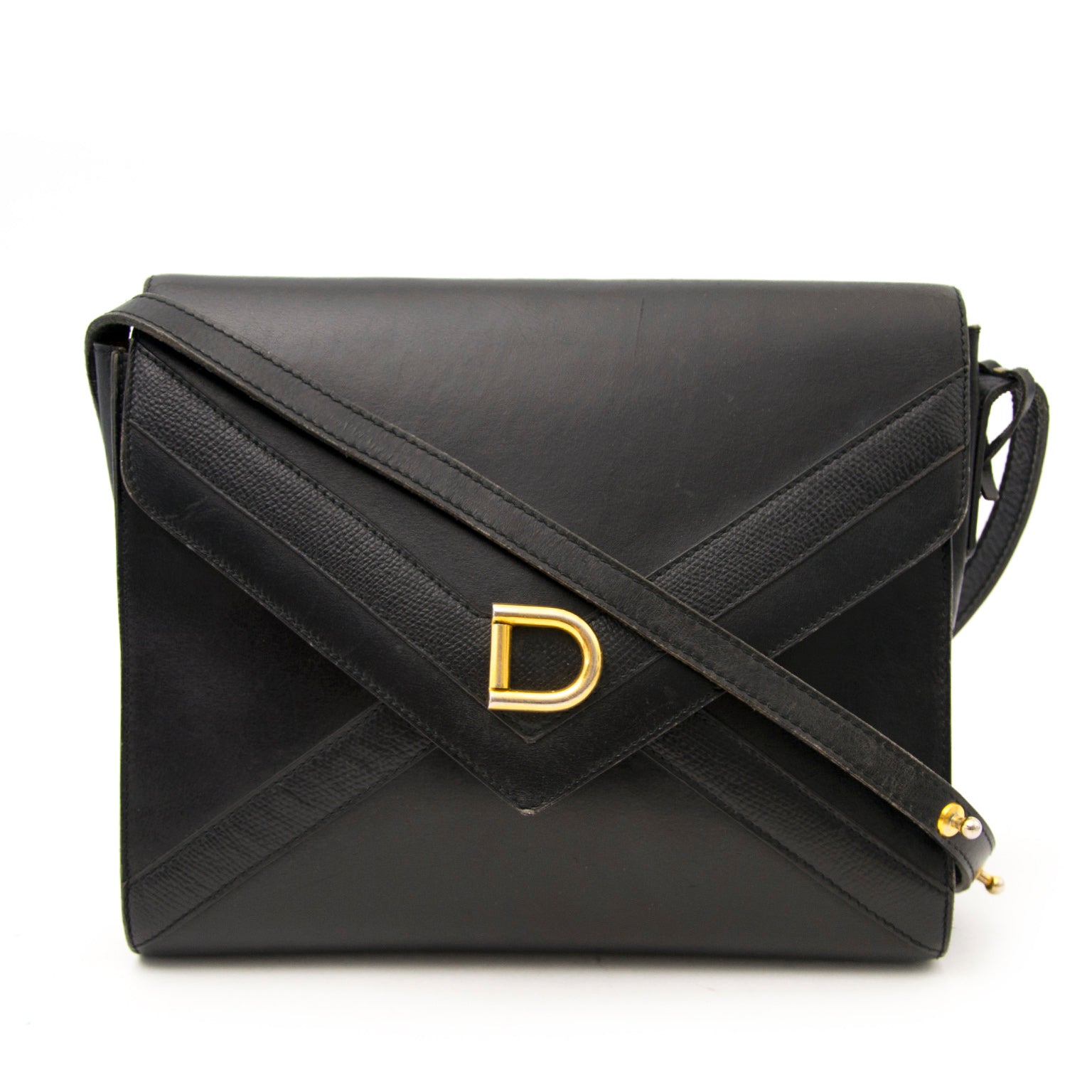 Buy and sell your preloved designer bags for the best rates online at Labellov luxury