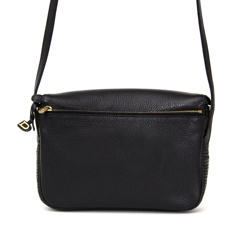 Buy Delvaux Black Toile de cuir cross body bag at the right price at LabelLOV vintage webshop. Luxe, vintage, fashion. Safe and secure online shopping. Antwerp, Belgium.