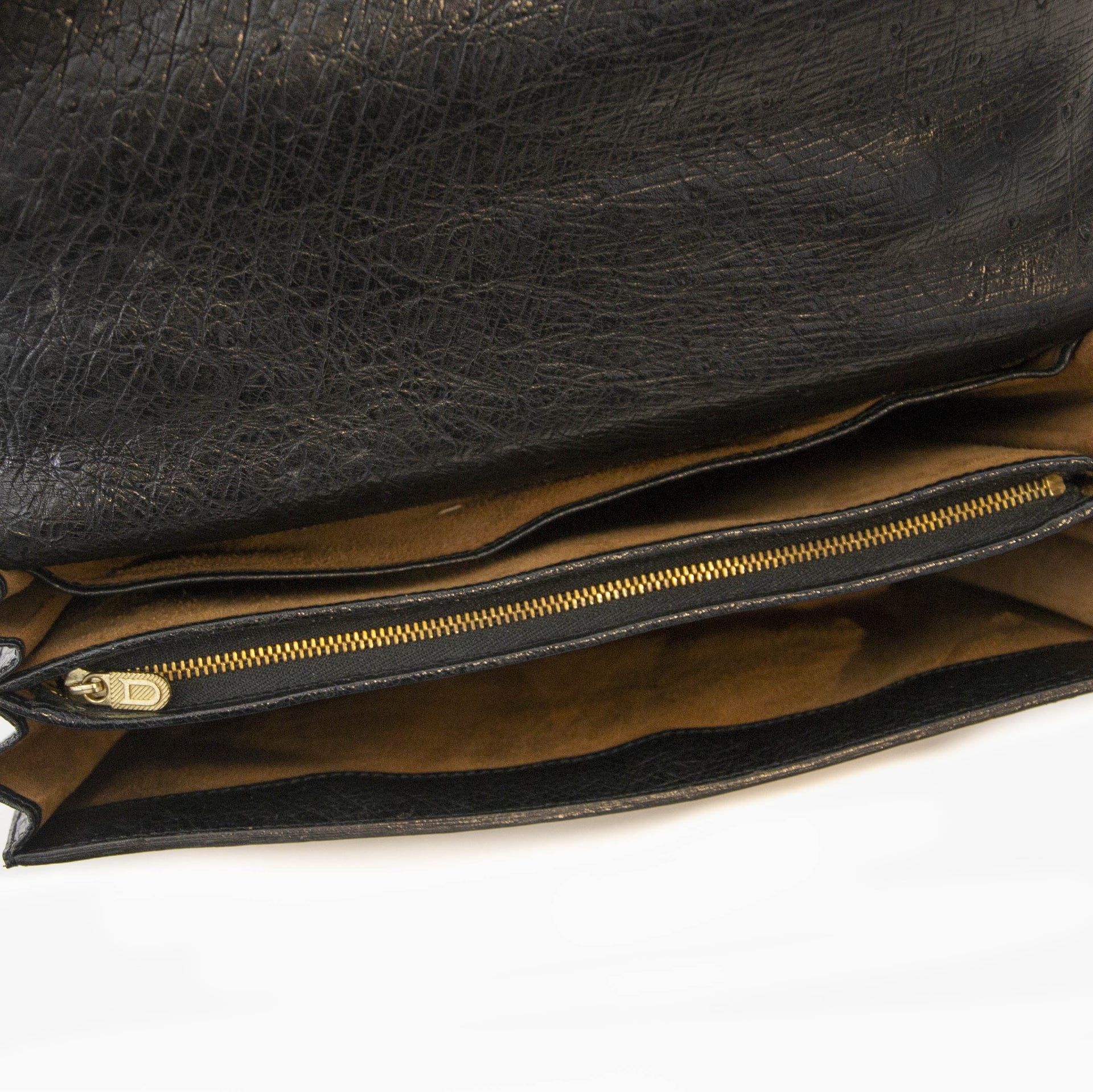 But authentic Delvaux bag at the right price at LabelLOV webshop