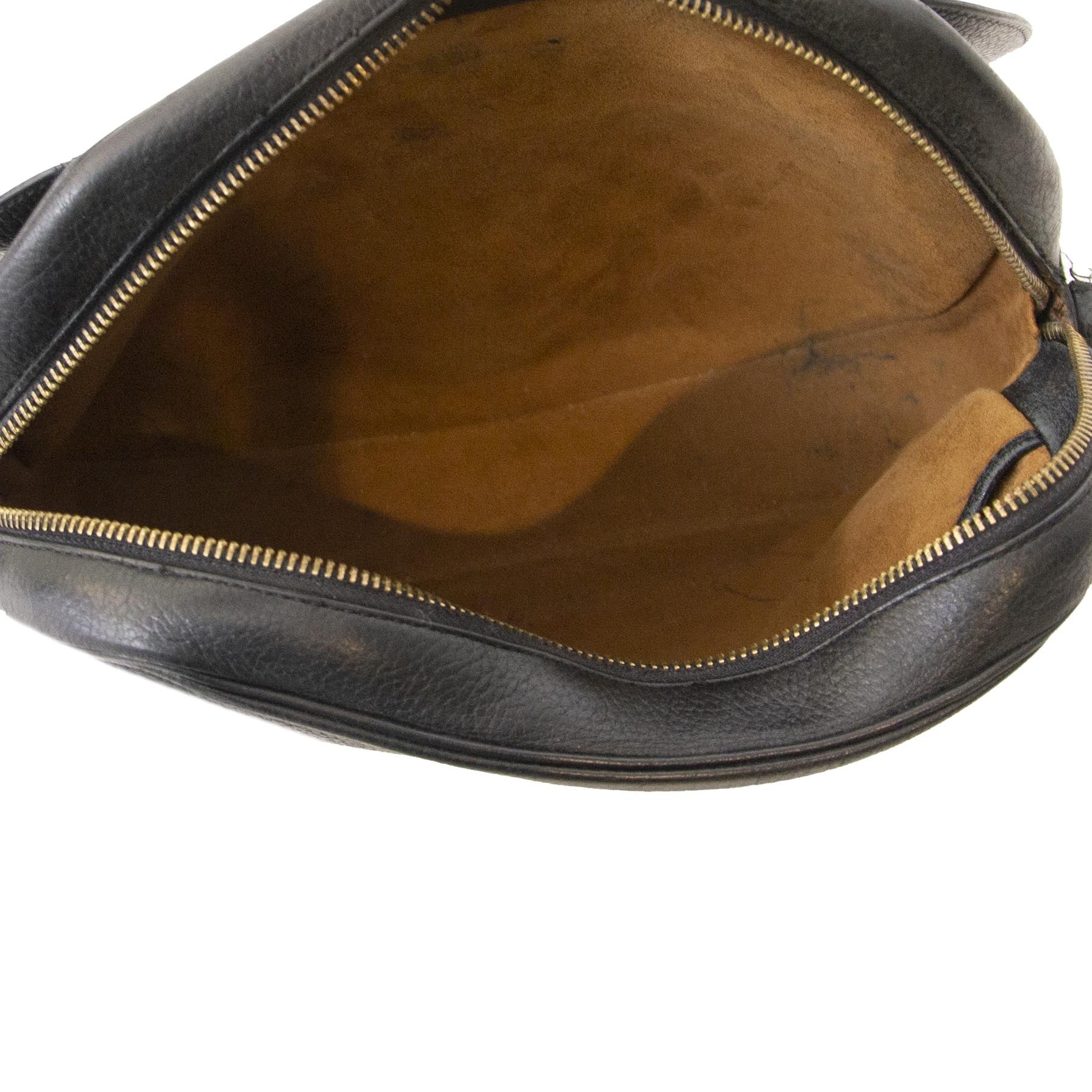 Koop authentieke Delvaux tas voor de juiste prijs bij Labellov designer vintage.