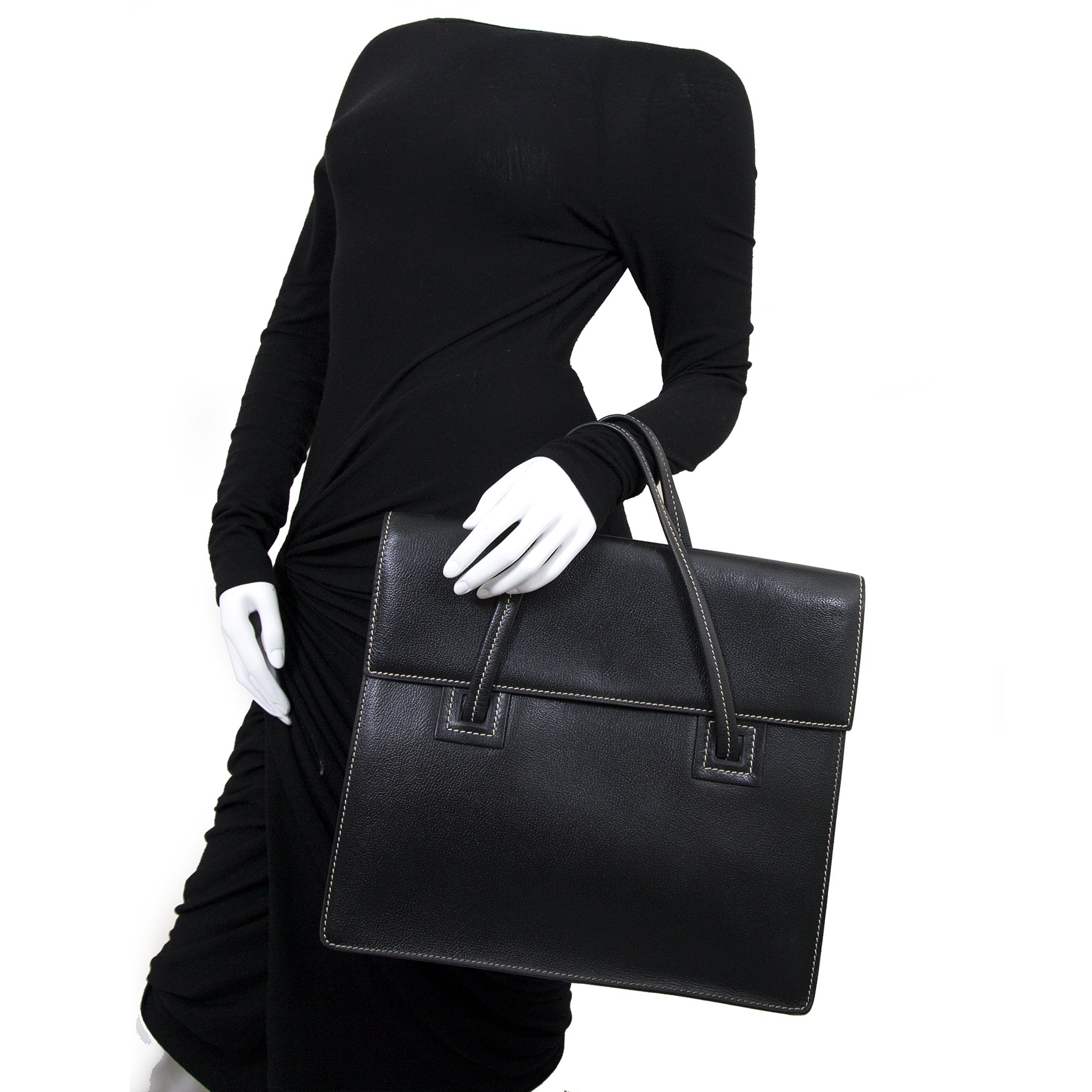 delvaux black leather santal gm bag now for sale at labellov vintage fashion webshop belgium