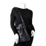 delvaux dark blue 'd' bucket bag now for sale at labellov vintage fashion webshop belgium