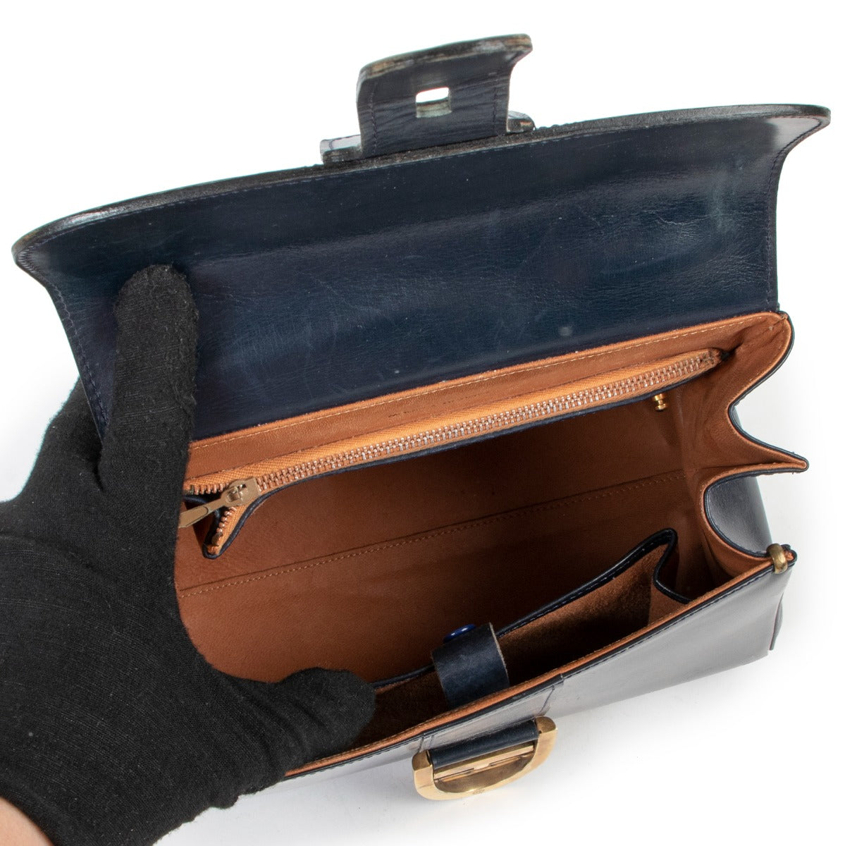 Shop now your favorite 100% authentic Delvaux handbags, at Labellov.