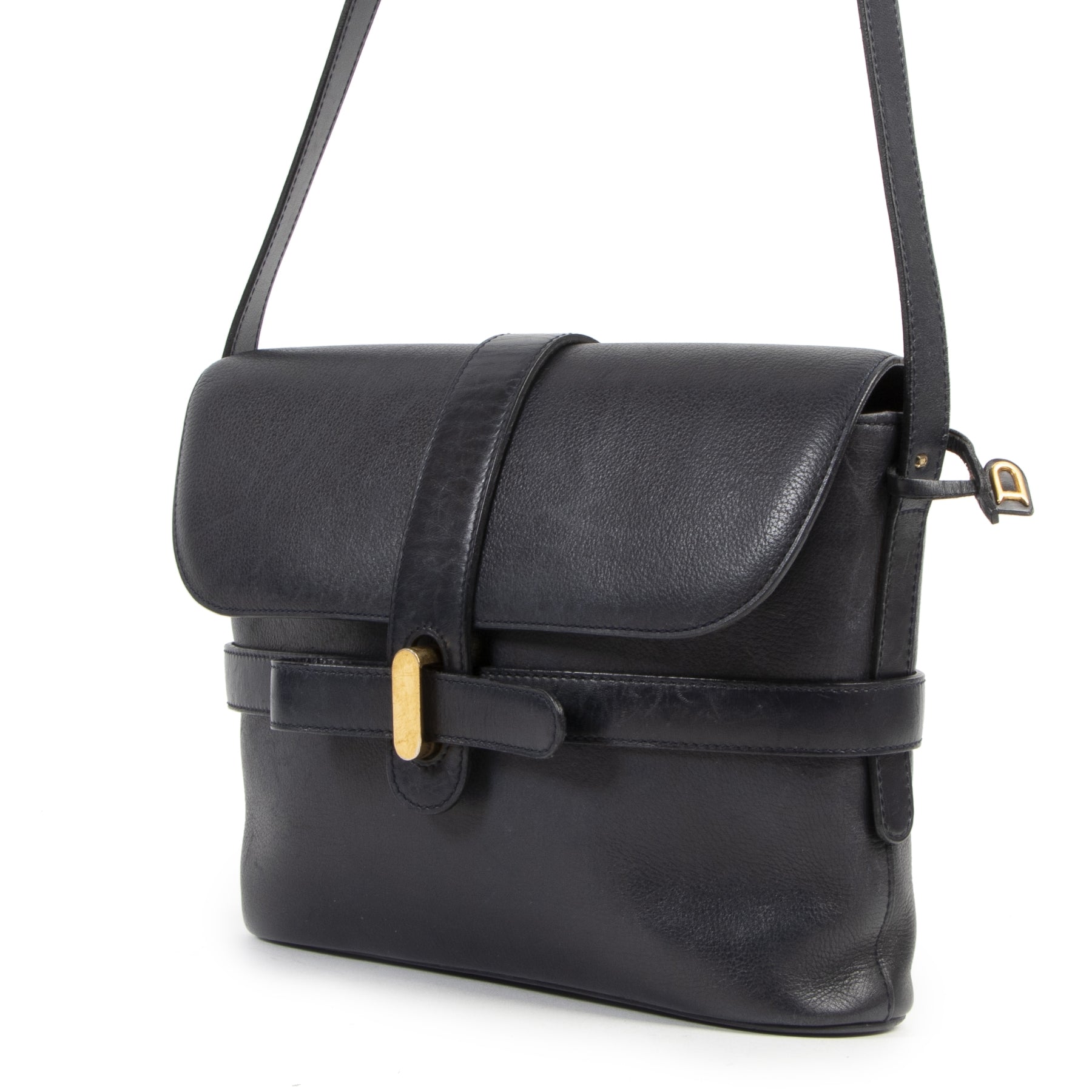 Buy this authentic second-hand vintage Delvaux Blue Crossbody Bag at online webshop LabelLOV. Safe and secure shopping. Koop deze authentieke tweedehands vintage Delvaux Blue Crossbody Bag bij online webshop LabelLOV.