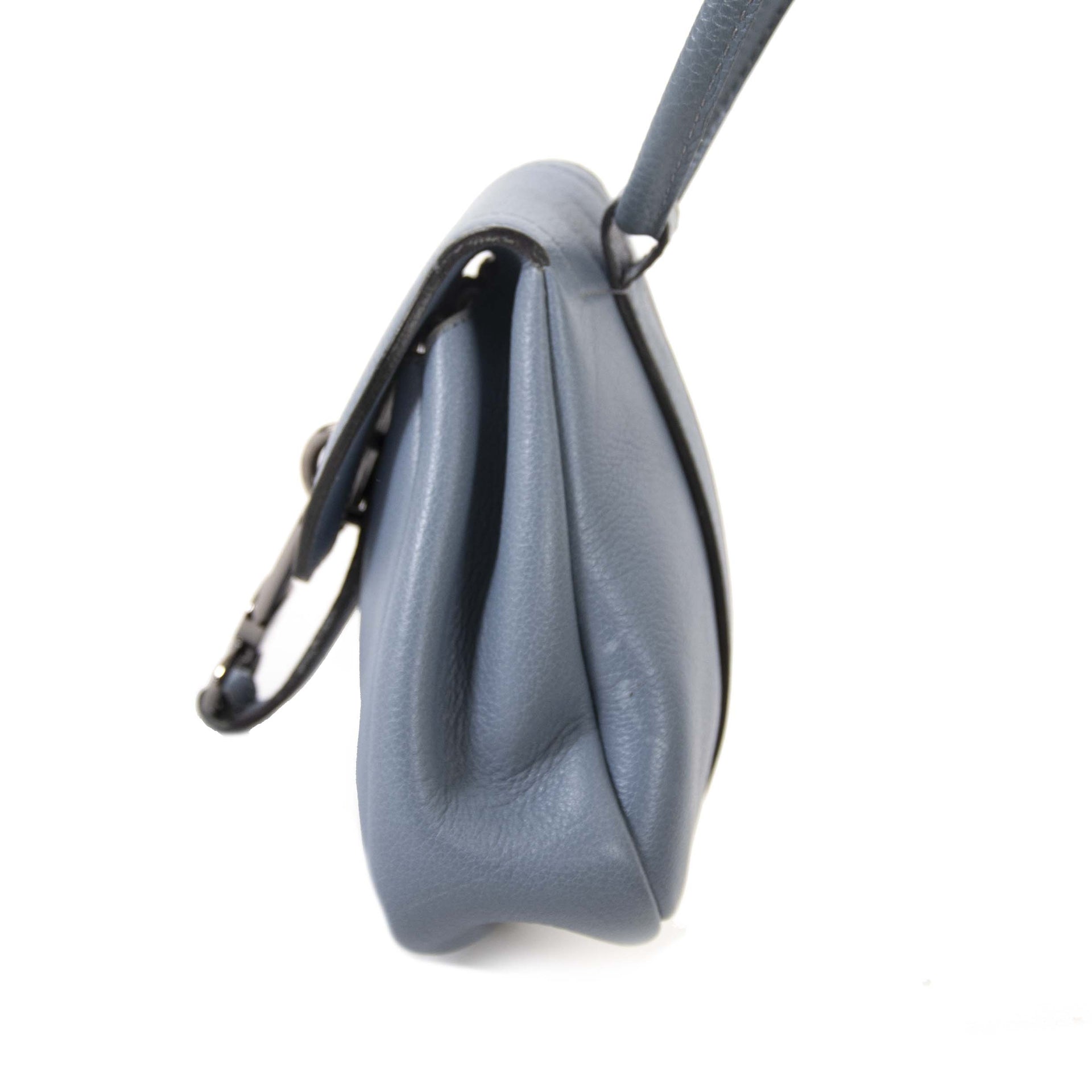 Delvaux Mini Blue Cerceau Crossbody tas nu te koop bij labellov vintage mode webshop belgië