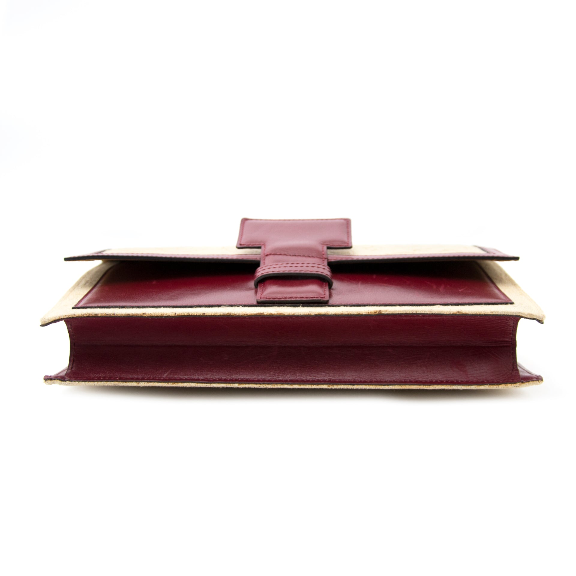 Bent u op zoek naar een Delvaux Red Leather and Fabric Shoulder Bag ?