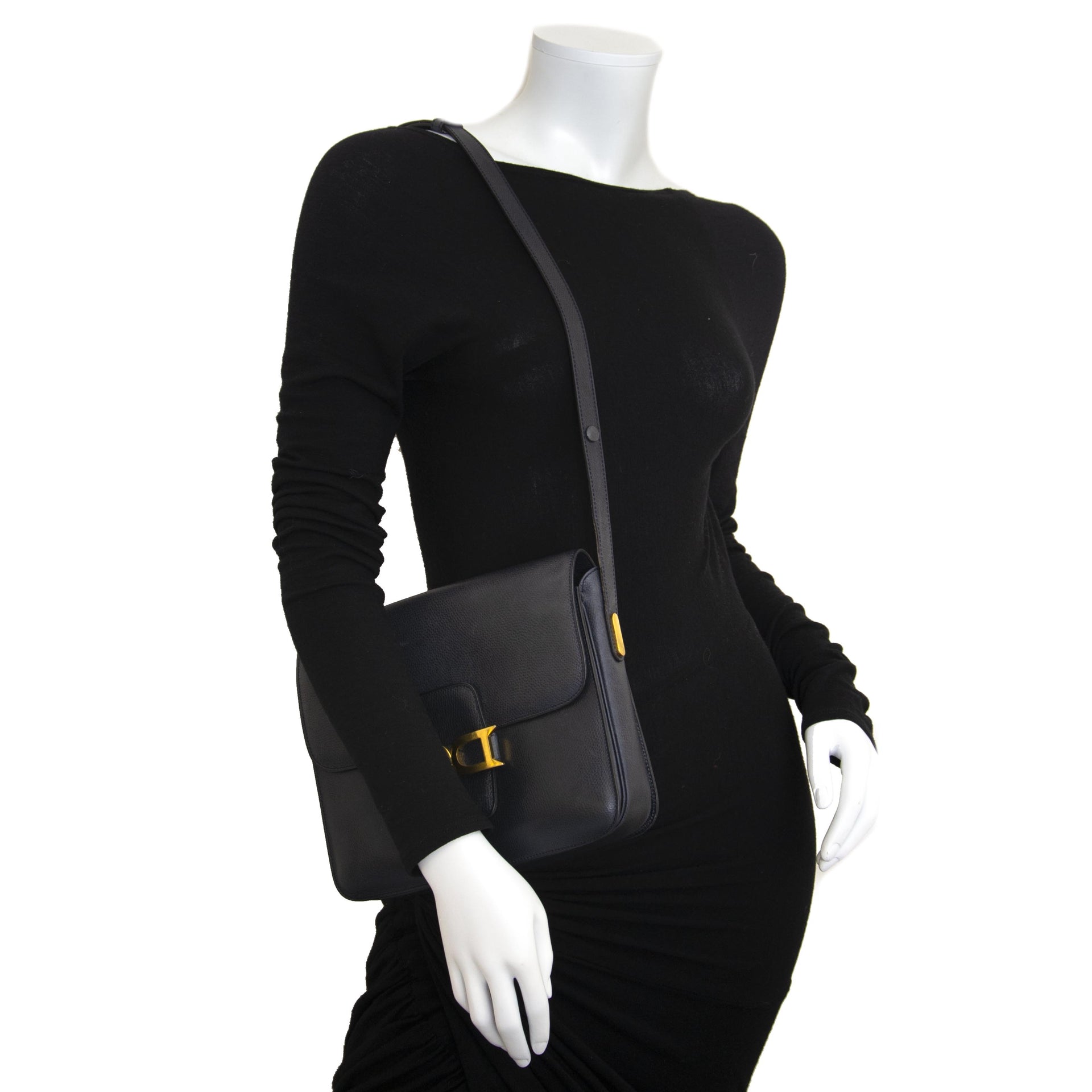 Delvaux Dark Blue Bourgogne Shoulder Bag now for sale at labellov vintage fashion webshop belgium