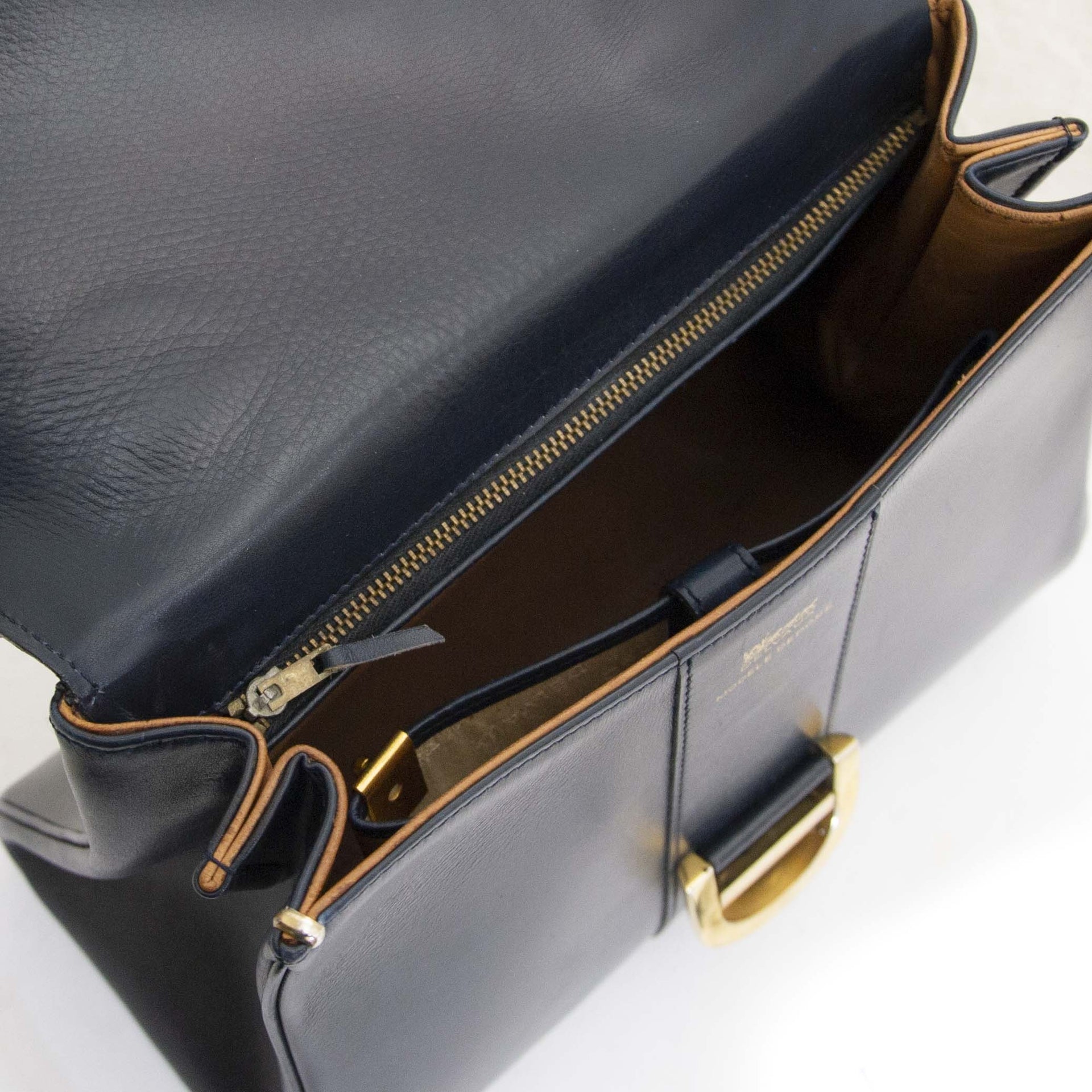 Koop en verkoop uw authentieke designer handtassen aan de beste prijs