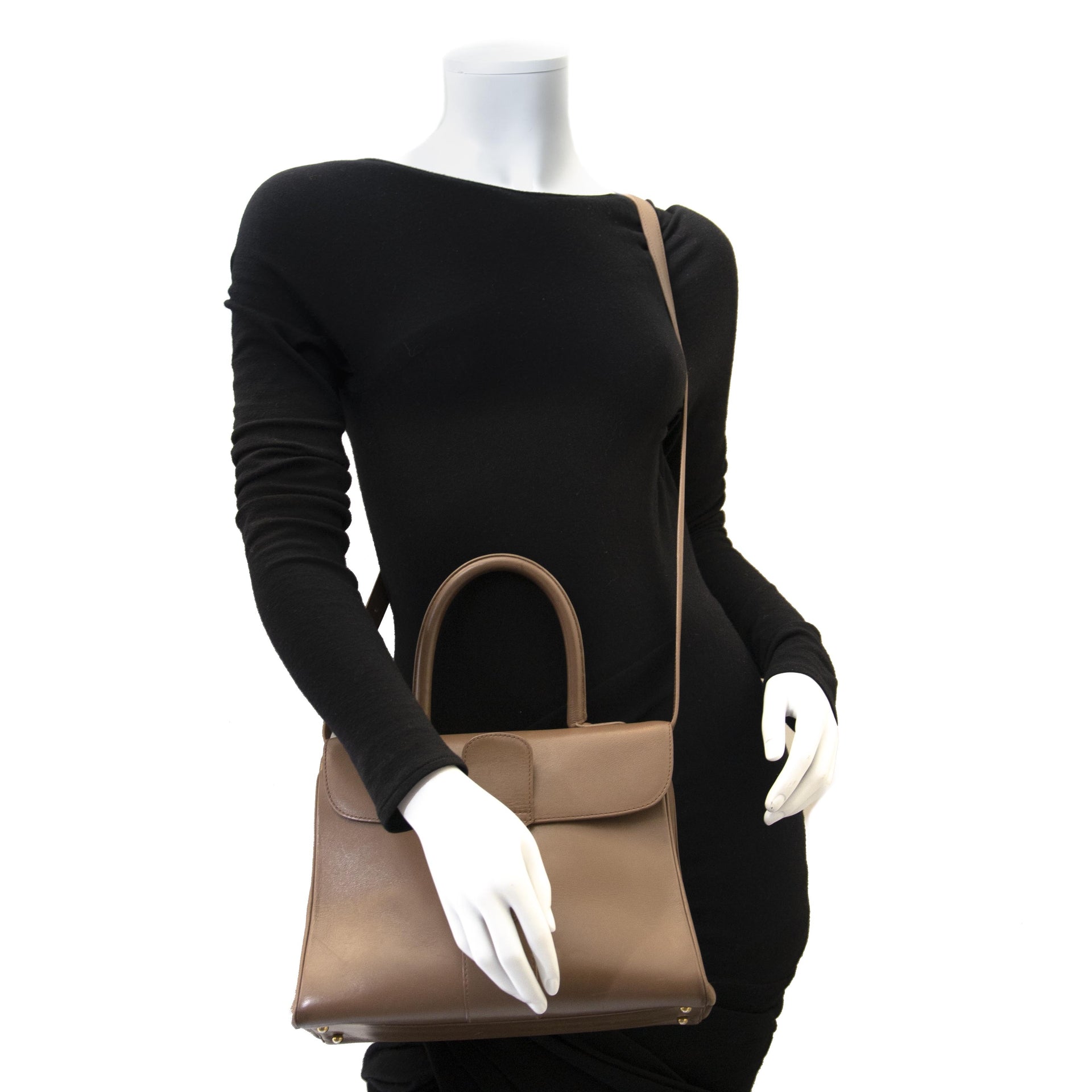 Delvaux Taupe Brillant MM nu online bij labellov.com tegen de beste prijs