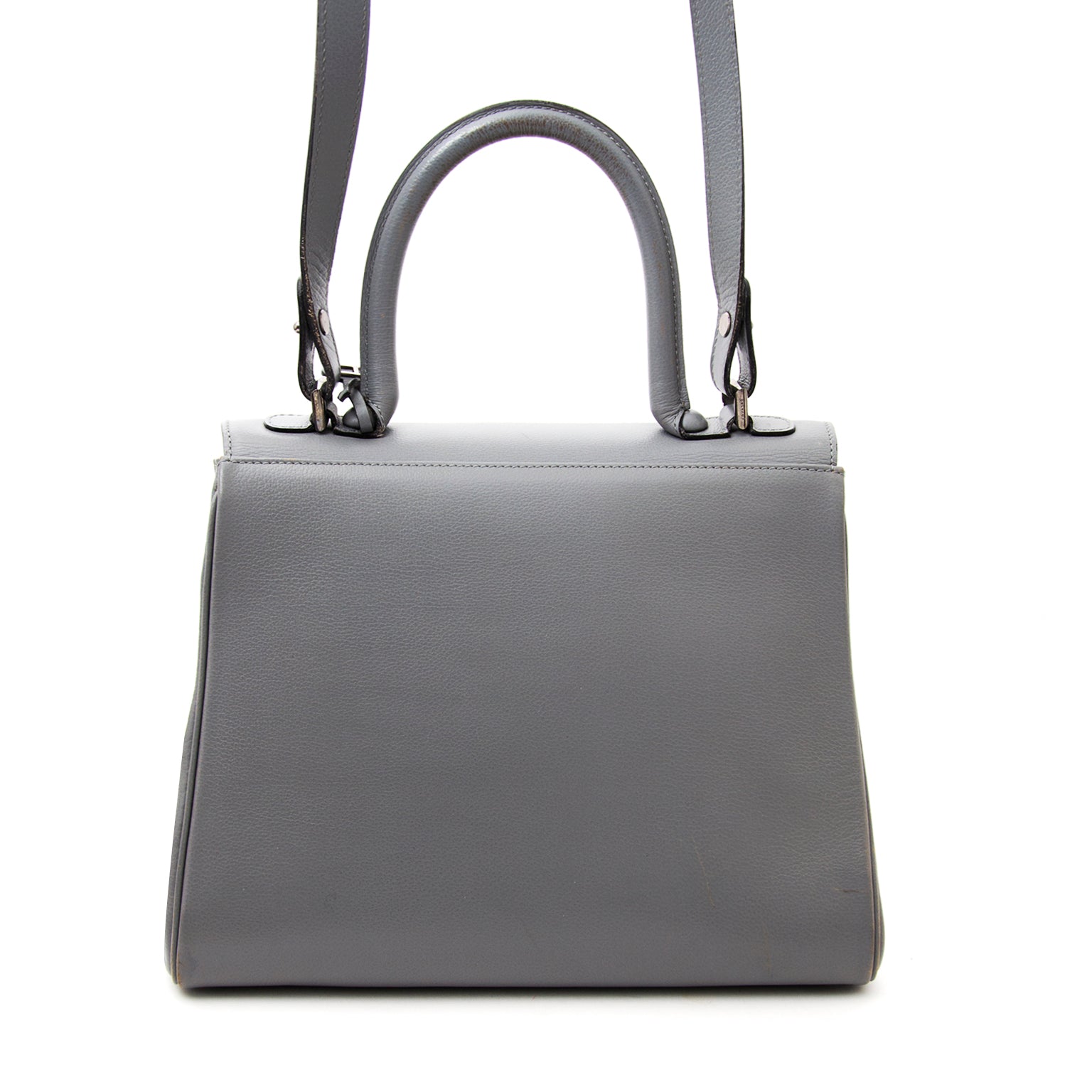 Looking for a new designer bag? Buy your preloved luxury items for the best price online.