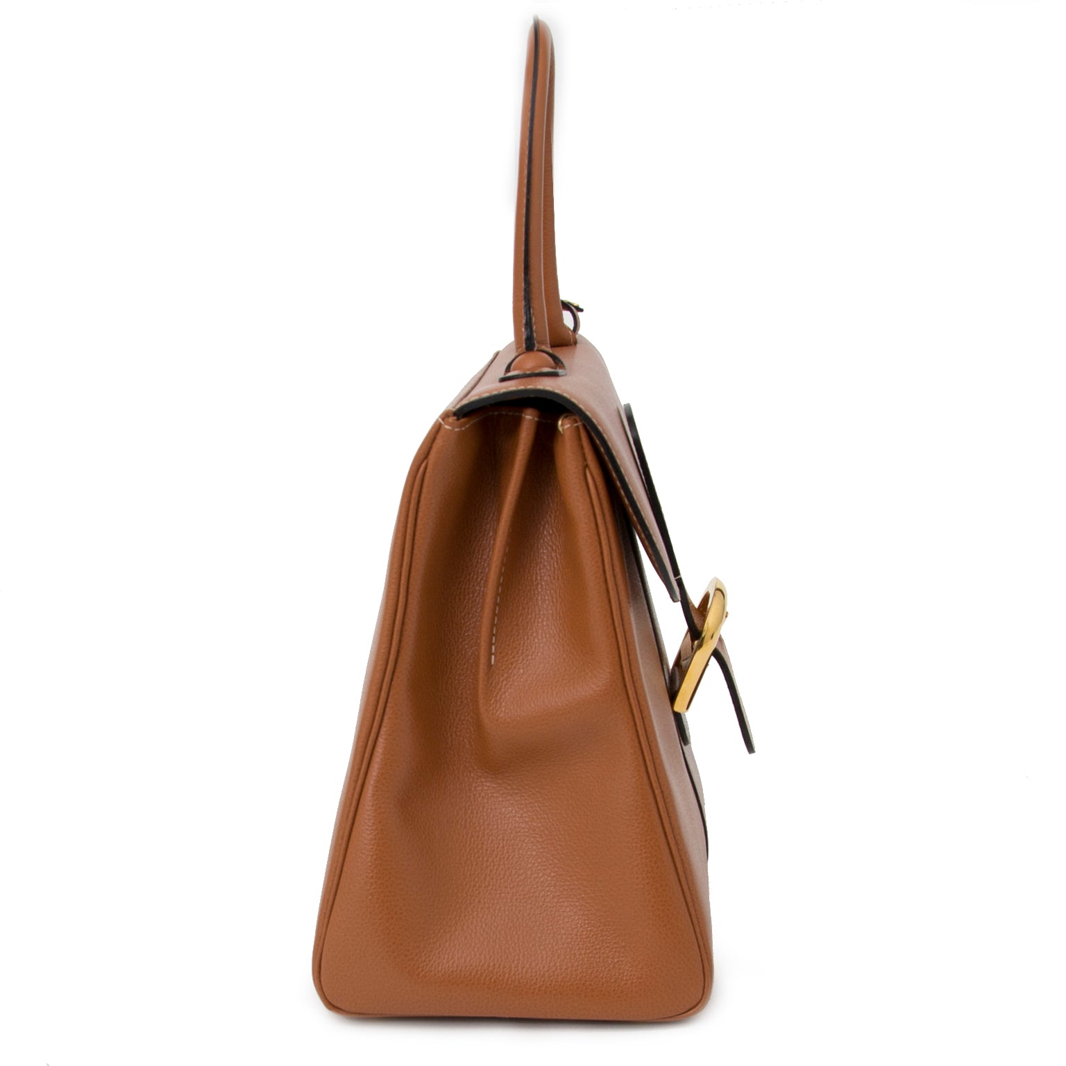 Buy authentic Delvaux Brillant MM Jumping Fauve at the right price at LabelLOV vintage webshop. Luxe, vintage, fashion. Safe and secure online shopping. Antwerp, Belgium.