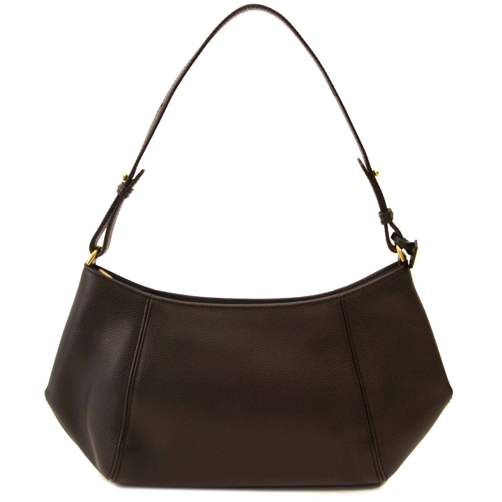 Buy authentic Delvaux Shoulder bag at the right price at LabelLOV vintage webshop.