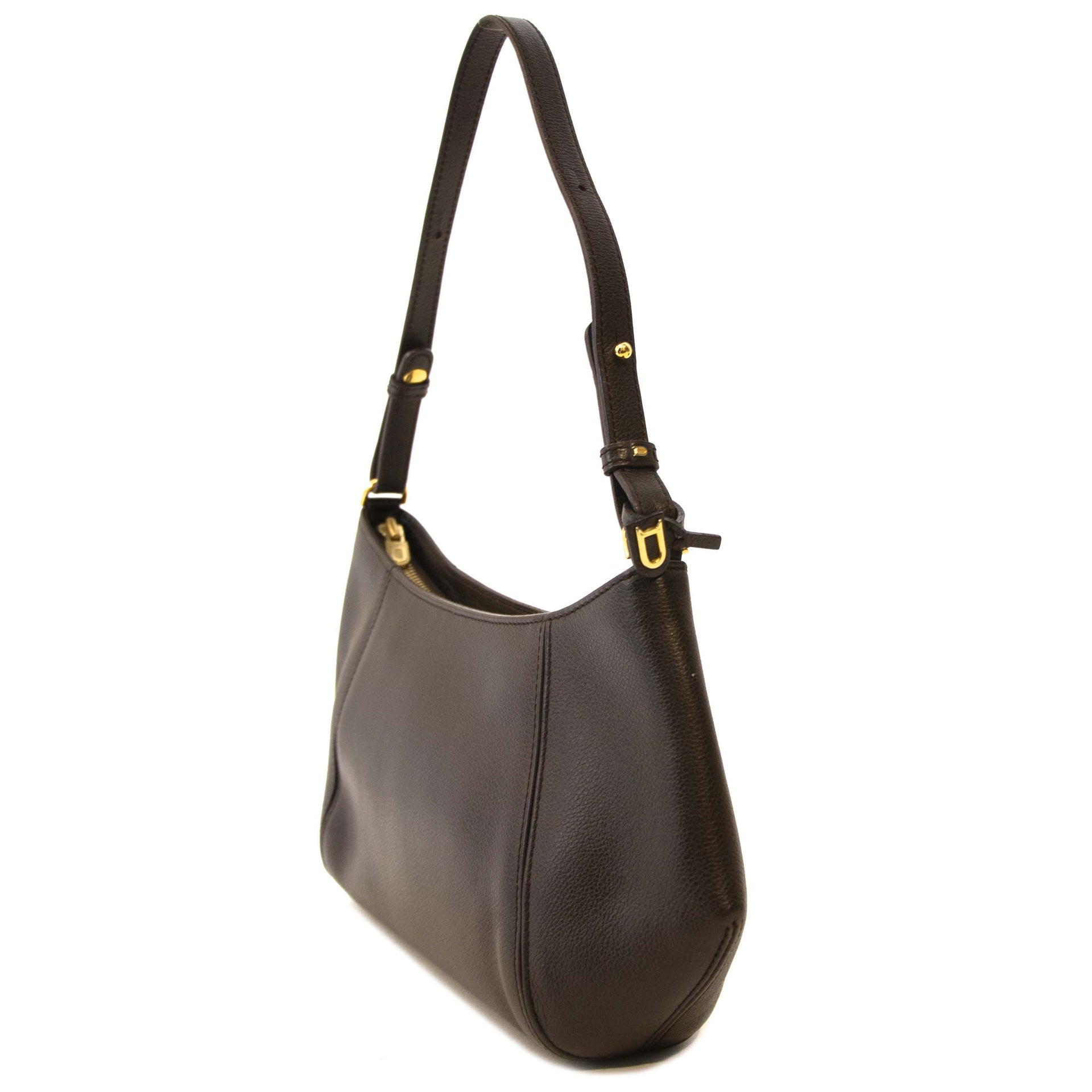 Achetter un Delvaux sac à main à un bon prix chez LabelLOV vintage webshop.
