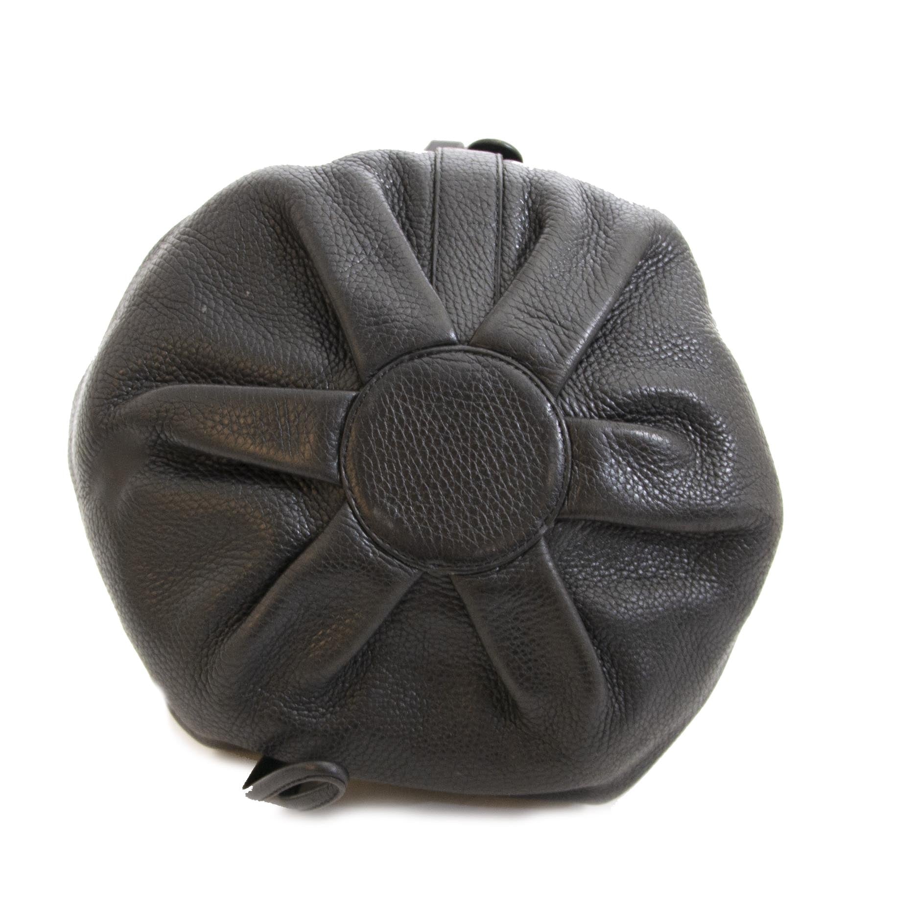 veiig online Delvaux Black Leather Rose Des Vents Bucket Bag