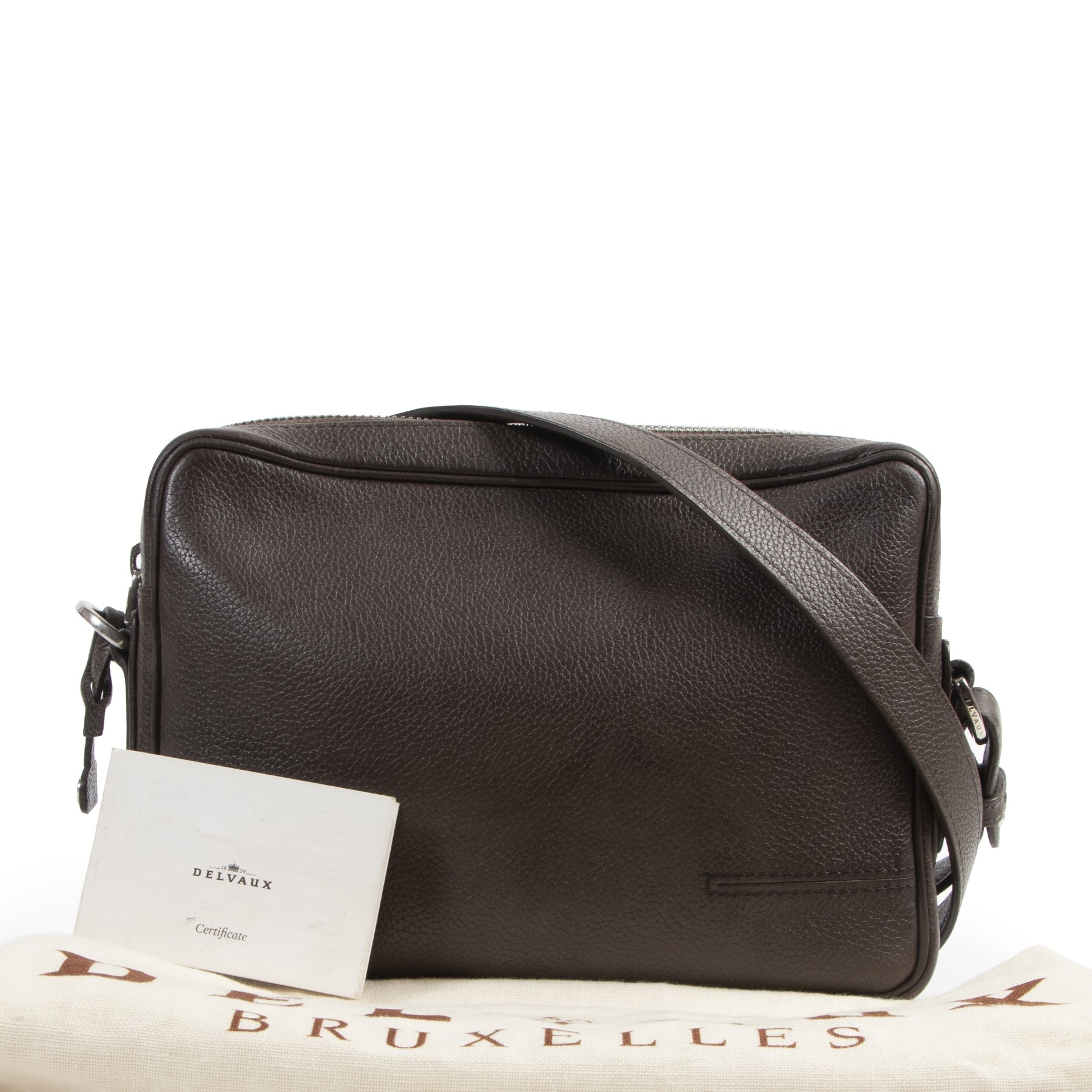 Koop authentieke Delvaux Brown Mardi TT Smoked Crossbody bag aan de juiste prijs in alle veiligheid online bij Labellov luxe merken webshop Antwerpen