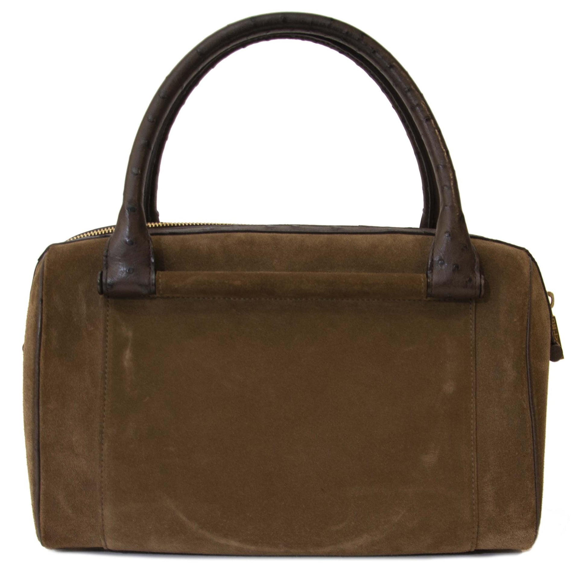 Koop authentieke Delvaux tas aan de juiste prijs bij LabelLOV vintage webshop.