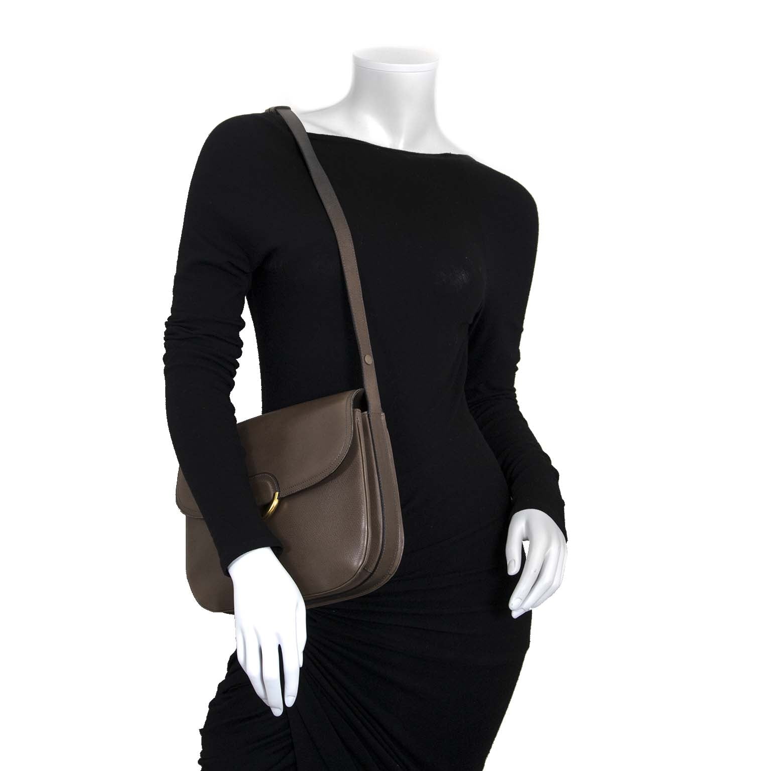 koop Delvaux Taupe Leather Crossbody Bag bij labellov antwerpen