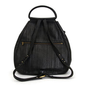 Authentieke Delvaux zwarte cerceau toile de cuir rugzak voor de juiste prijs bij LabelLOV vintage webshop. Delvaux Black cerceau toile de cuir backpack. Veilig online winkelen. Luxe, vintage, mode. Antwerpen, België.