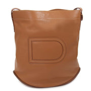 Are you looking for an authentic Delvaux Cognac Le Pin Shoulder Bag? Shop safe and secur online at Labellov.