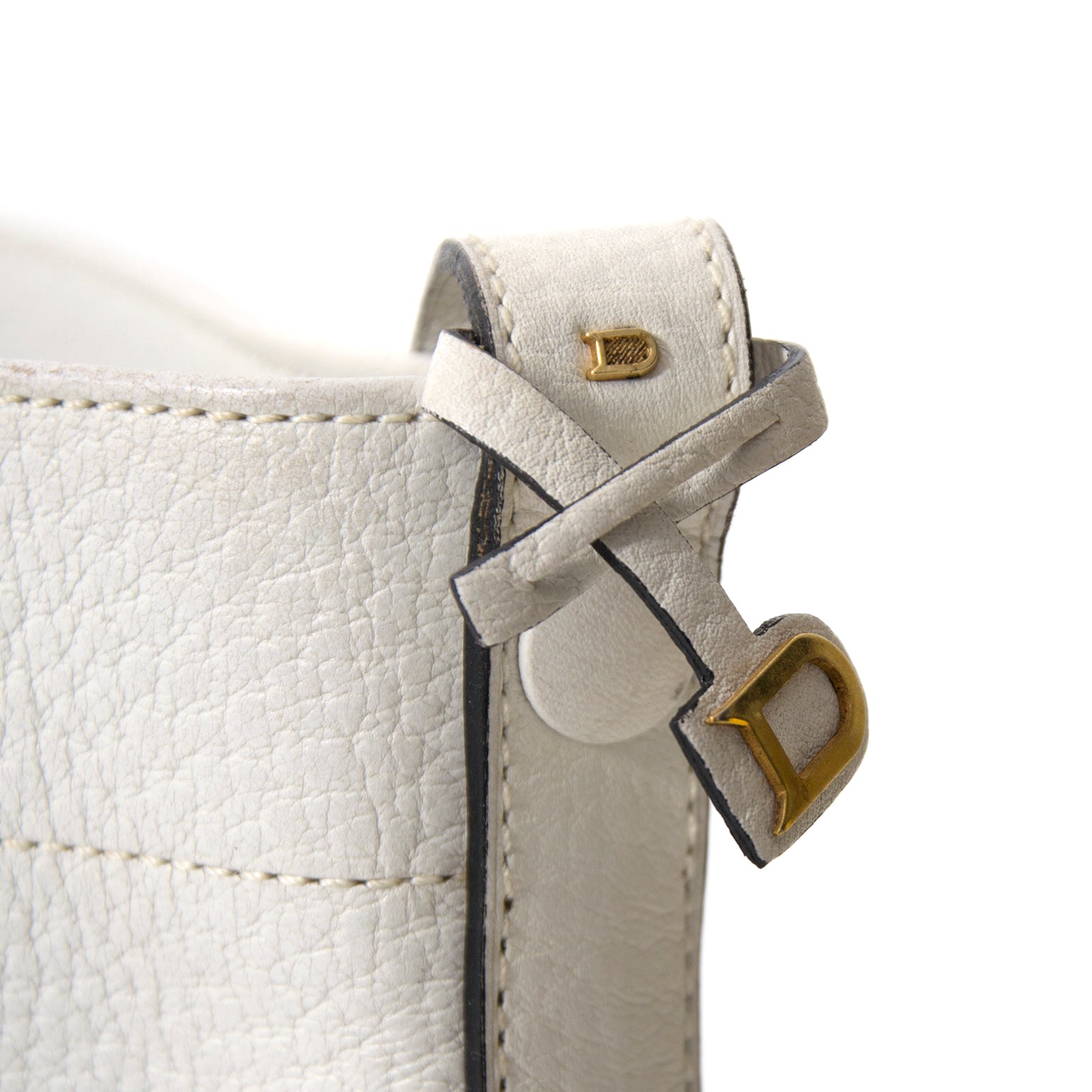 koop veilig online aan de beste prijs Delvaux Pin Offwhite