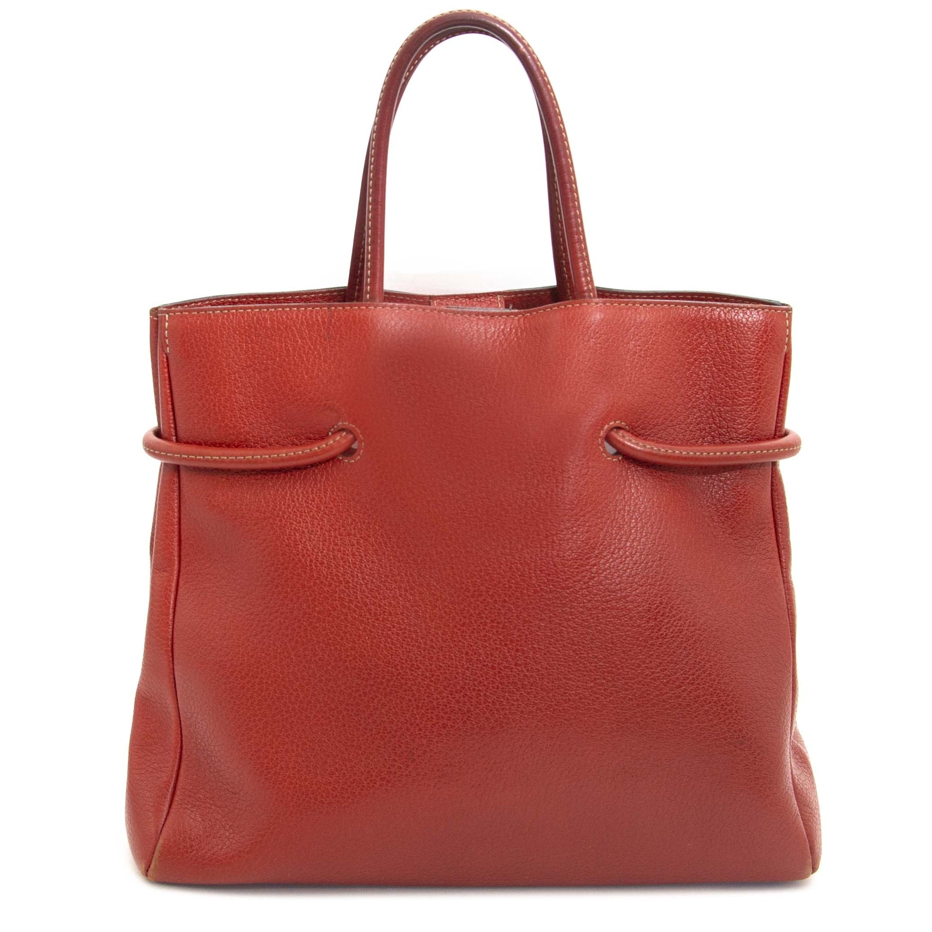 Deux De Delvaux Red Bag now for sale at labellov vintage fashion webshop belgium