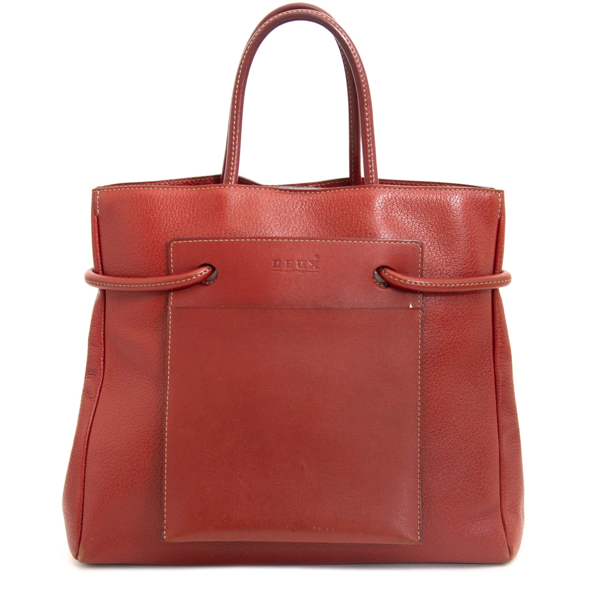 Deux De Delvaux Red Bag now for sale at labellov vintage fashion webshop belgium
