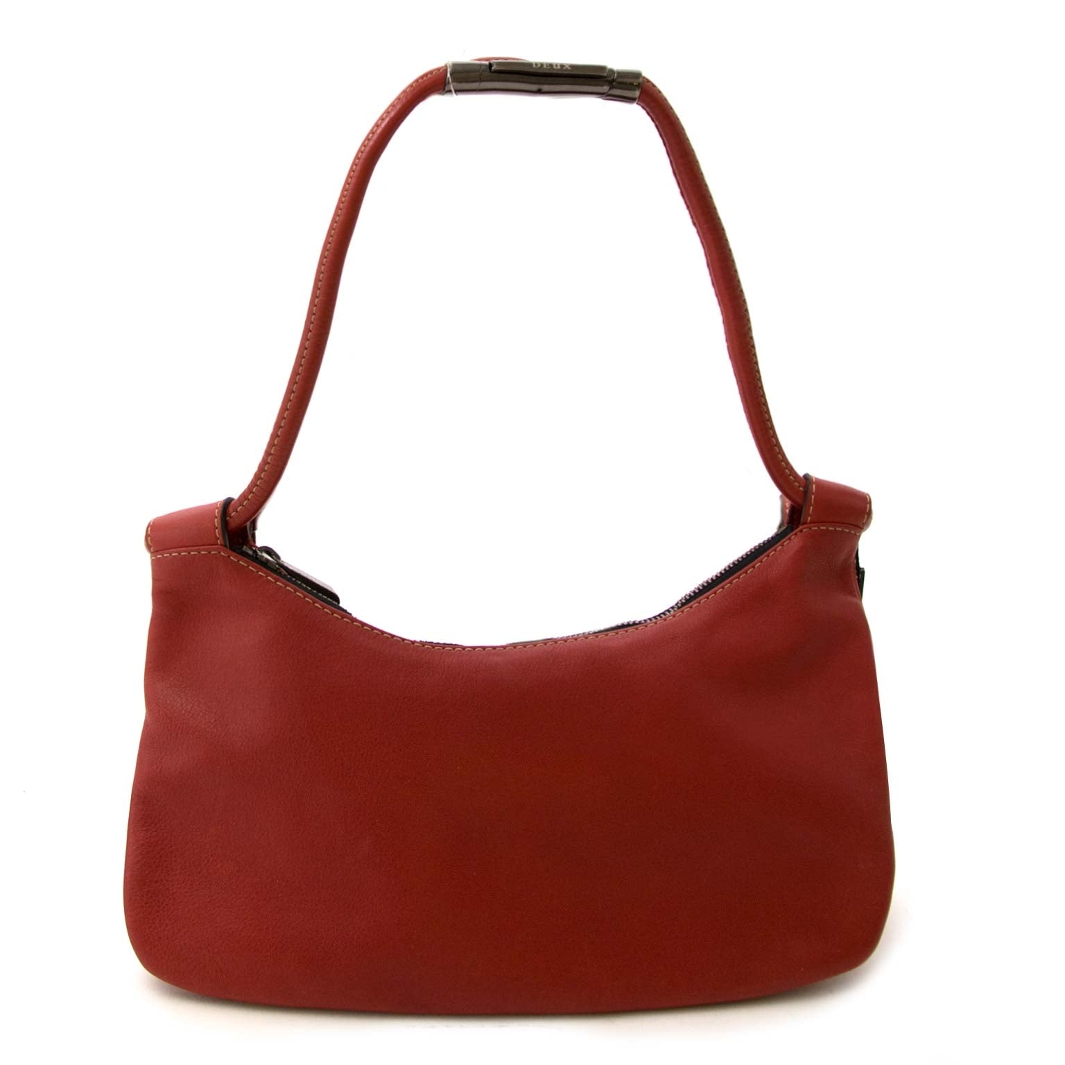 Buy and sell your secondhand designer bags for the best price at Labellov secondhand luxury