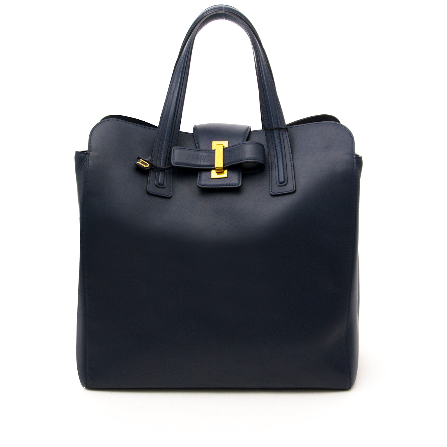 Vintage Delvaux tote bag for the best price at Labellov webshop. Safe and secure online shopping with 100% authenticity. Vintage Delvaux tote bag pour le meilleur prix.