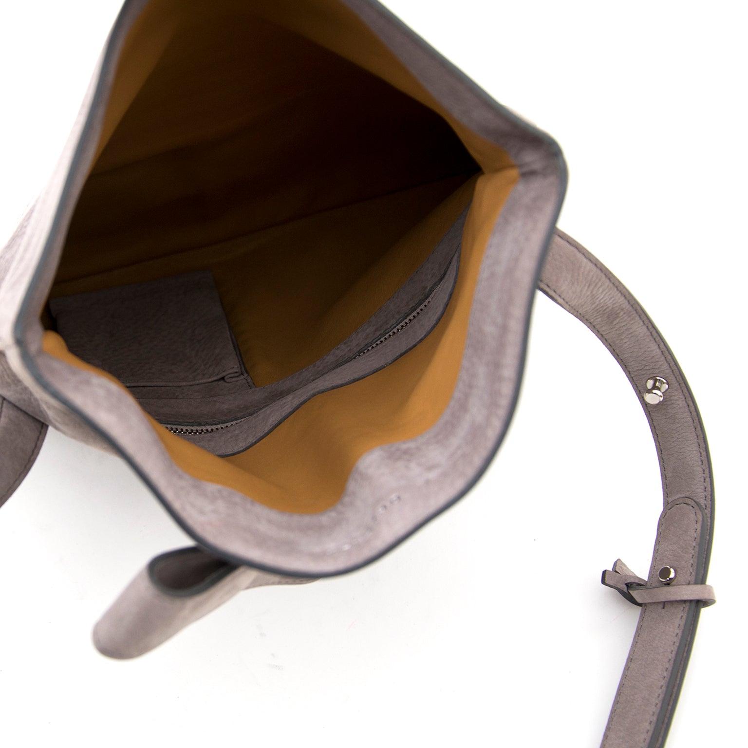 comme neuf sac a main Delvaux Nubuck Grey Givry pour le meilleur prix
