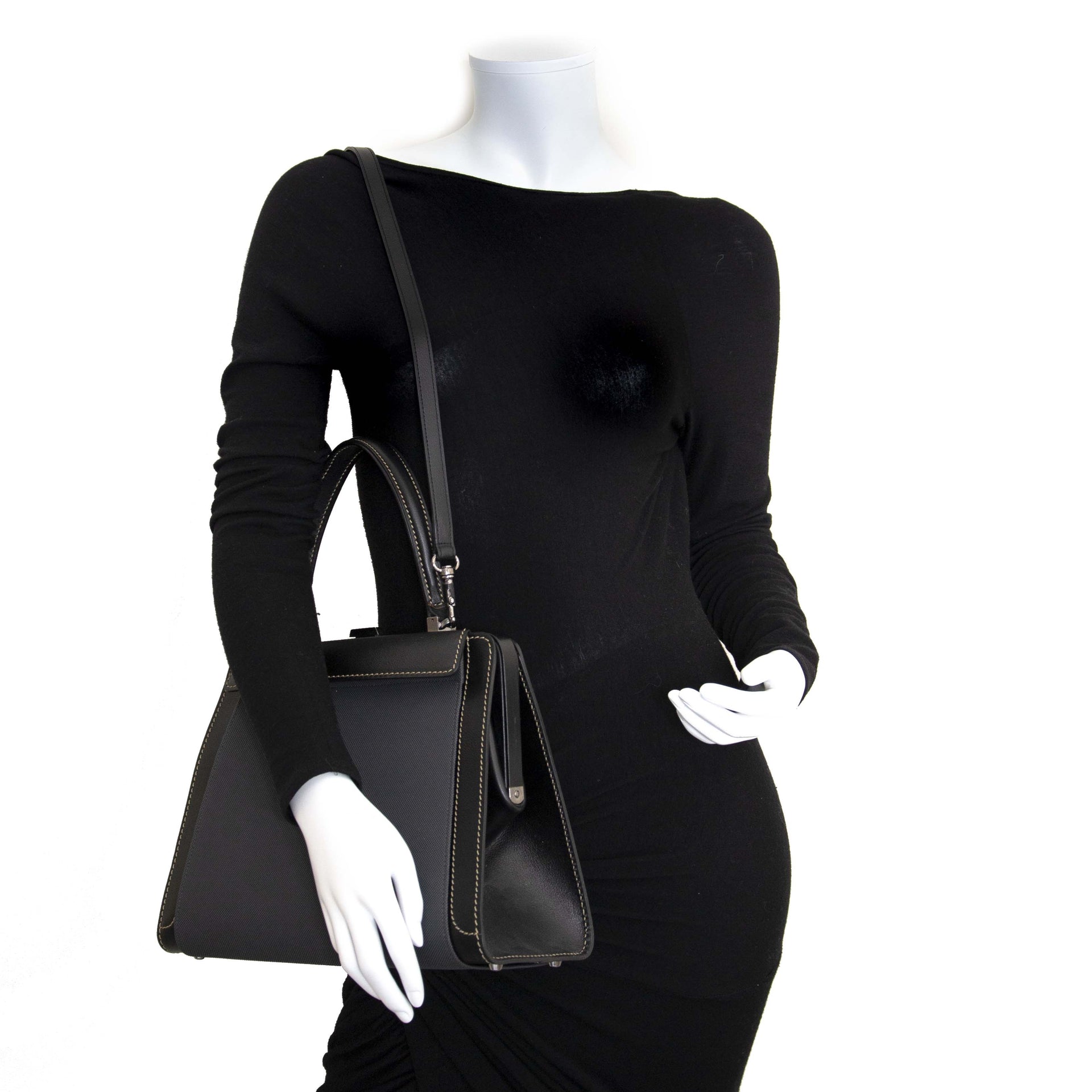 shop safe online for the best price Delvaux Black Illusion Handbag