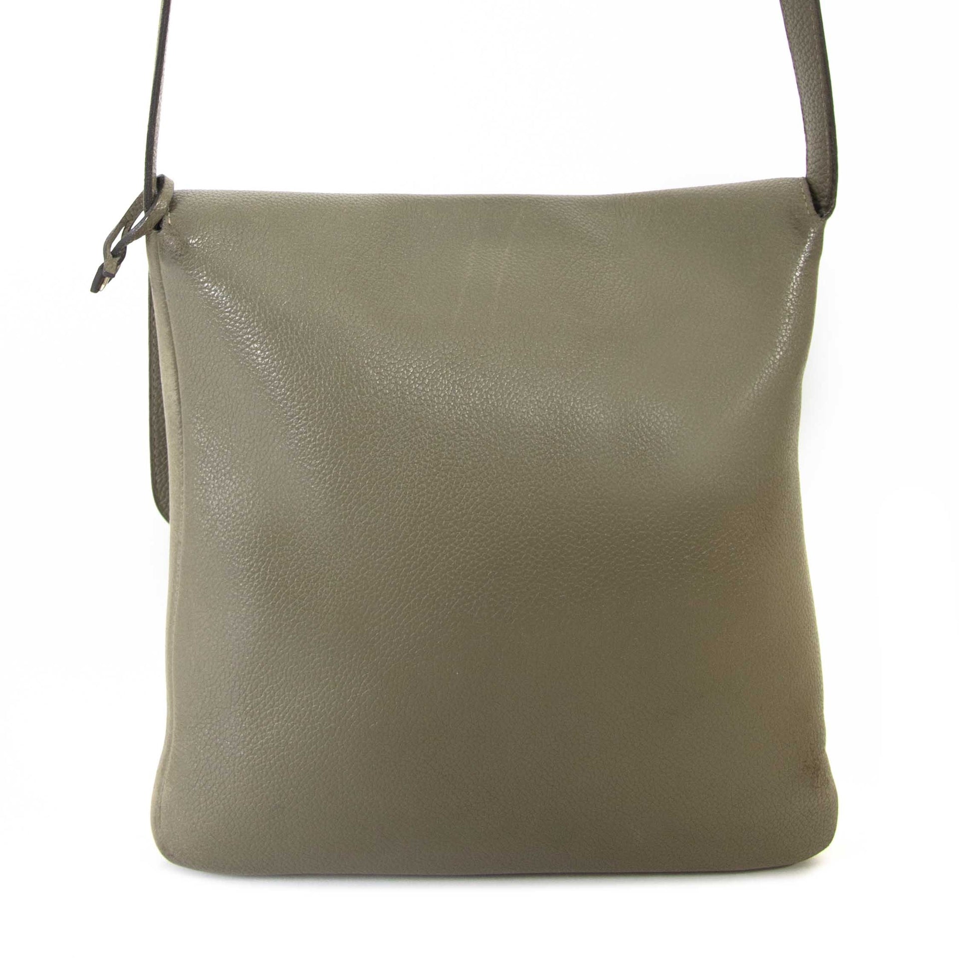 Delvaux Olive Green Trotteur Crossbody Bag nu te koop bij labellov vintage mode webshop belgië