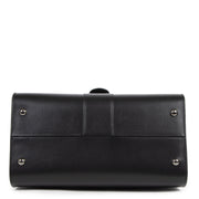 Buy authentic secondhand As New Delvaux L'Humour Brillant MM 'Ceci N'est Pas Un Delvaux' Limited Edition at the right price at LabelLOV vintage webshop. Safe and secure online shopping. Koop authentieke tweedehands VAs New Delvaux L'Humour Brillant MM 'Ce