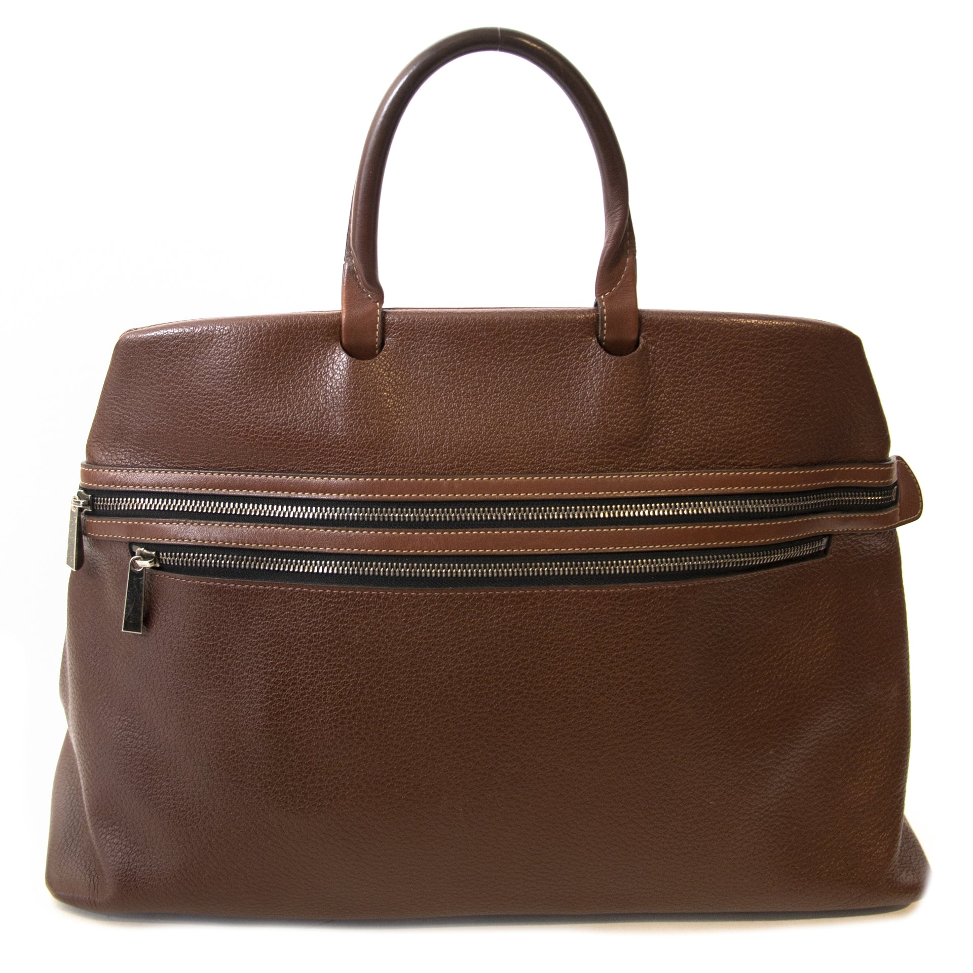 Buy authentic Delvaux bag at the right price at LabelLOV vintage webshop.