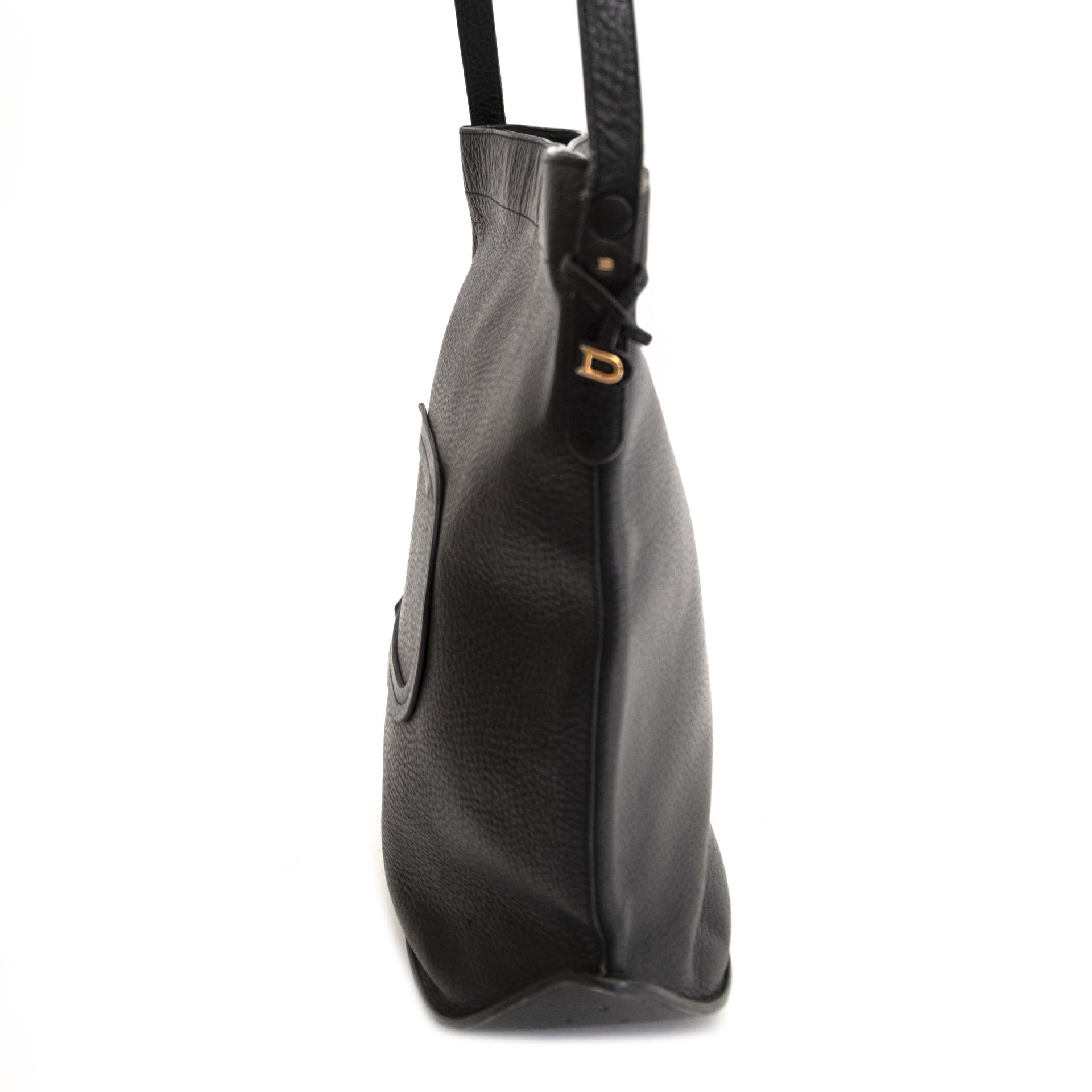 Buy authentic second hand vintage Delvaux Le Pin Bag Black online webshop LabelLOV