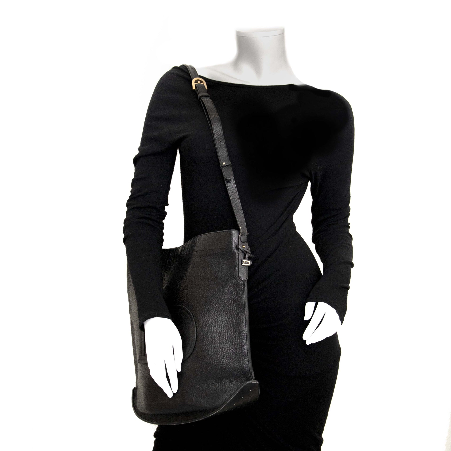 Achète authentique seconde main Delvaux Le Pin Bag Black online webshop LabelLOV